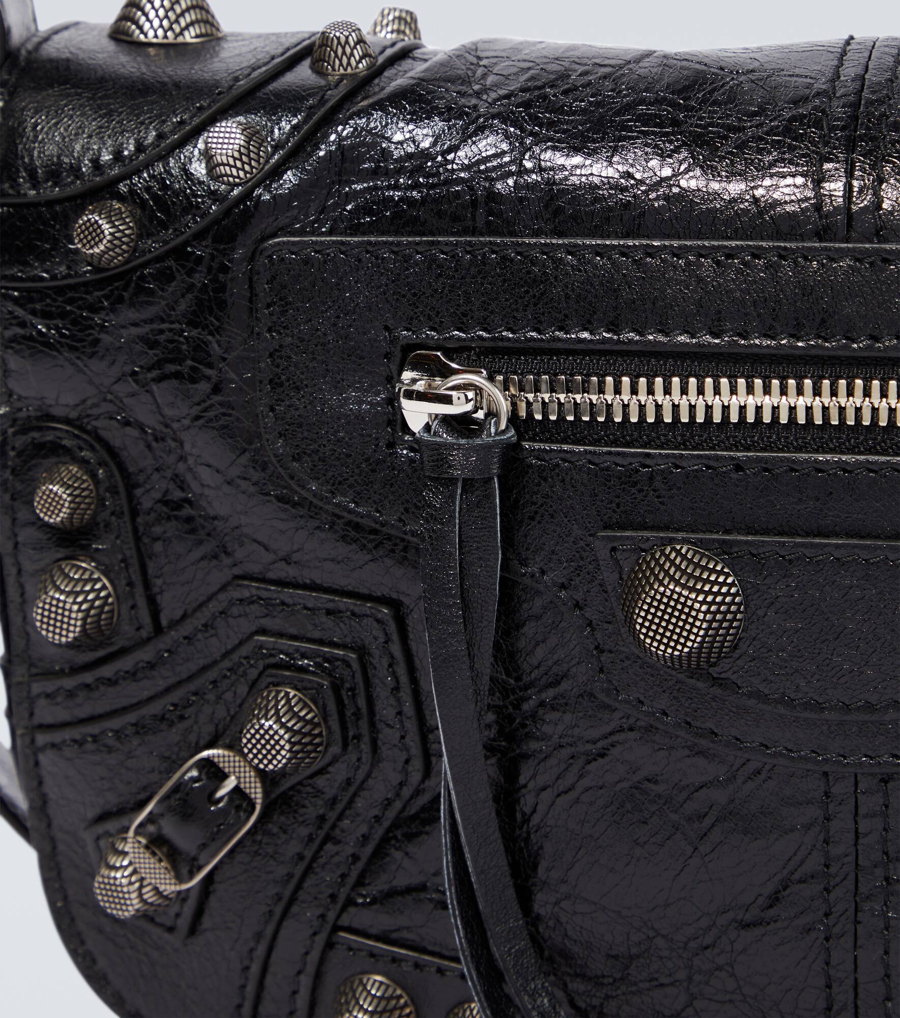 Le Cagole XS leather crossbody bag - 6