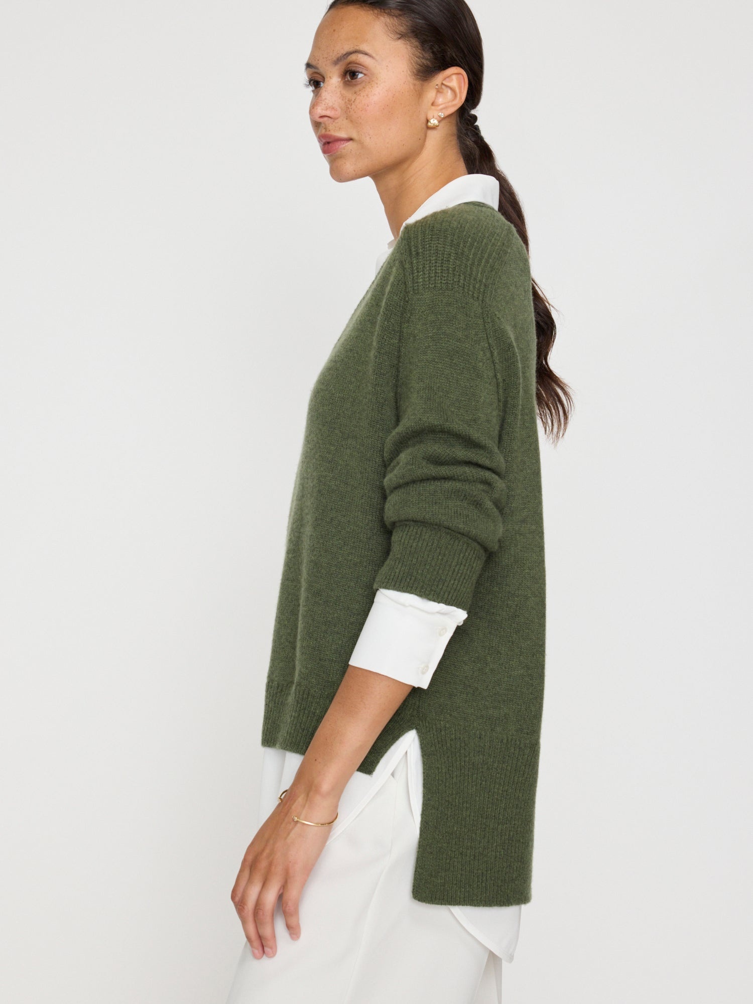 The Looker Layered V-Neck - 4