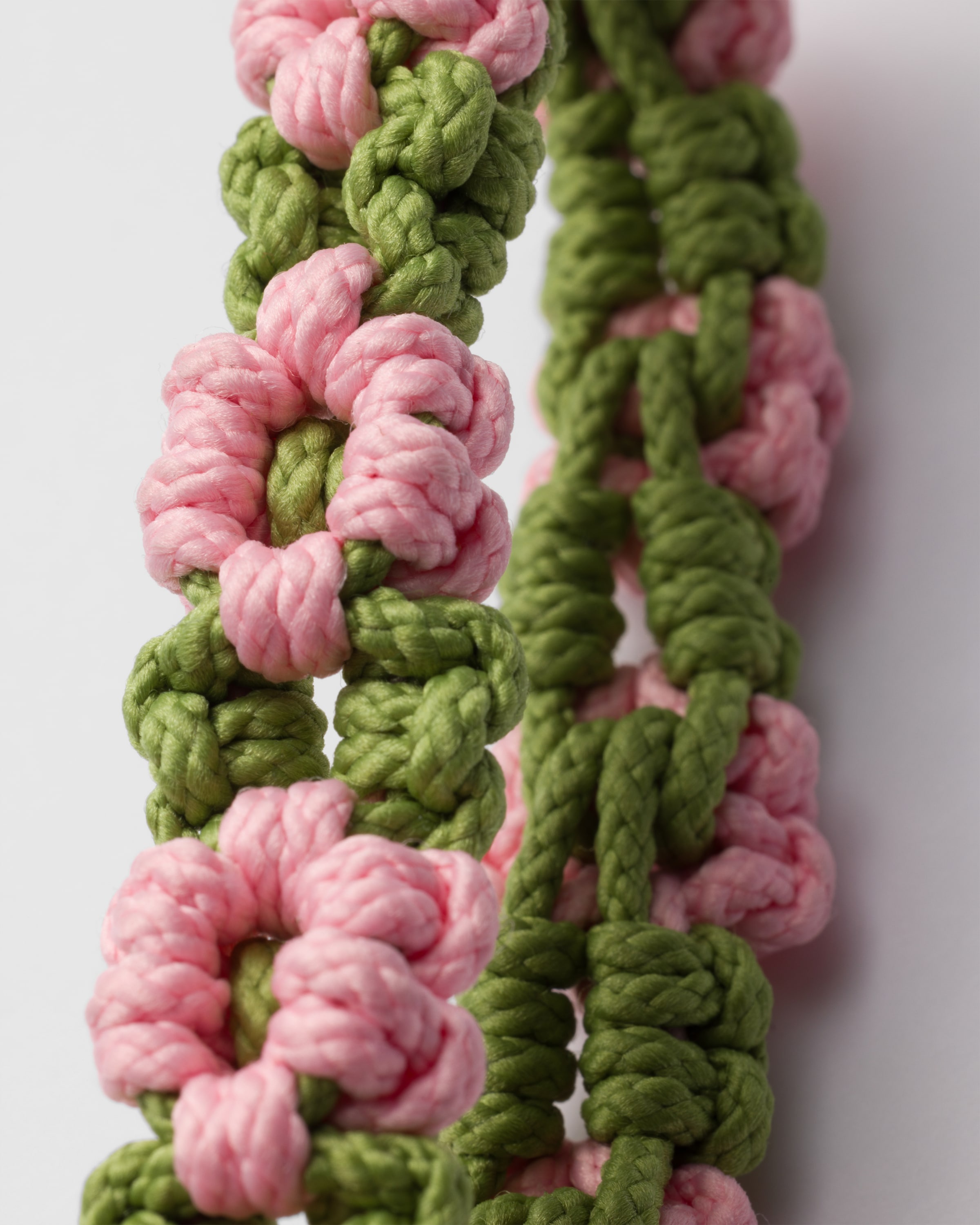 Crochet smartphone wristlet - 2