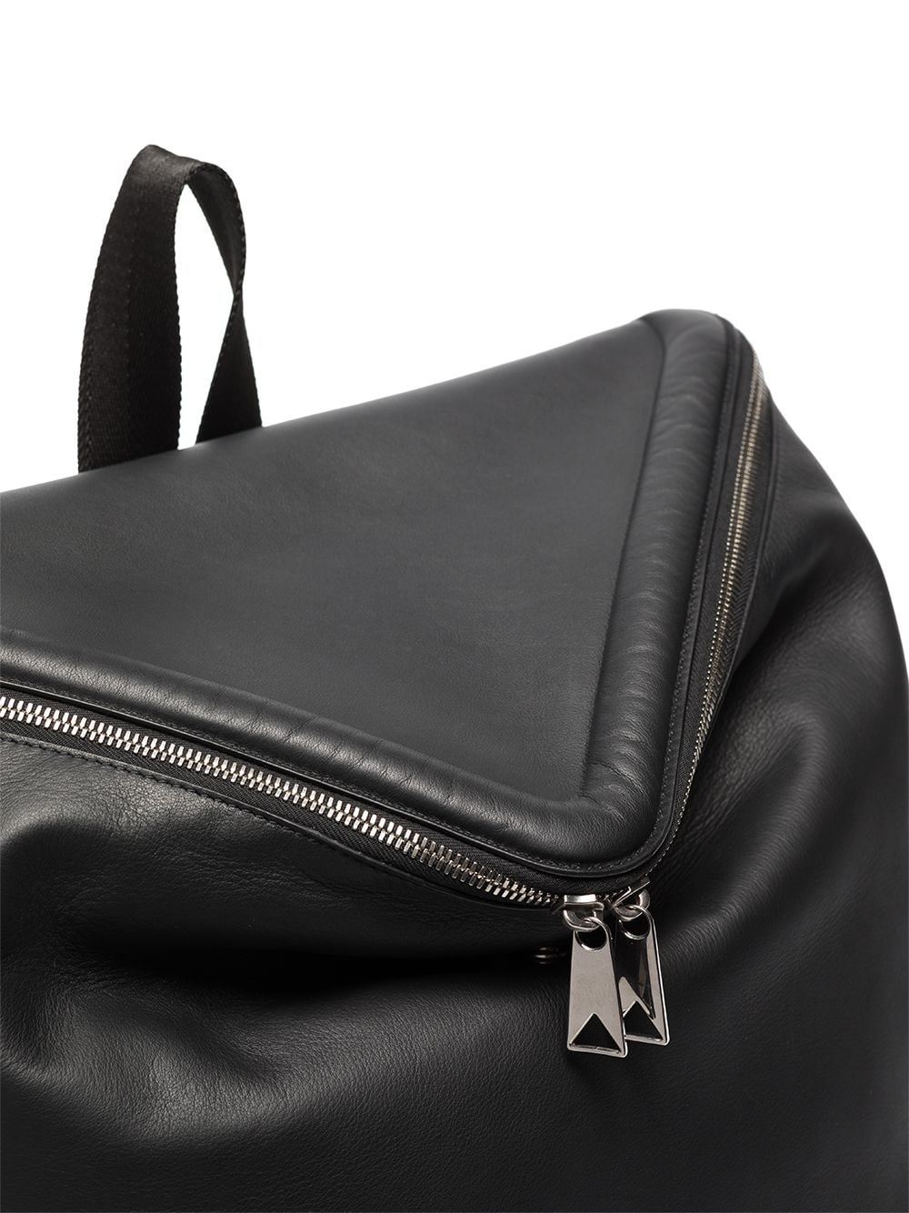 Beak triangular flap backpack - 5