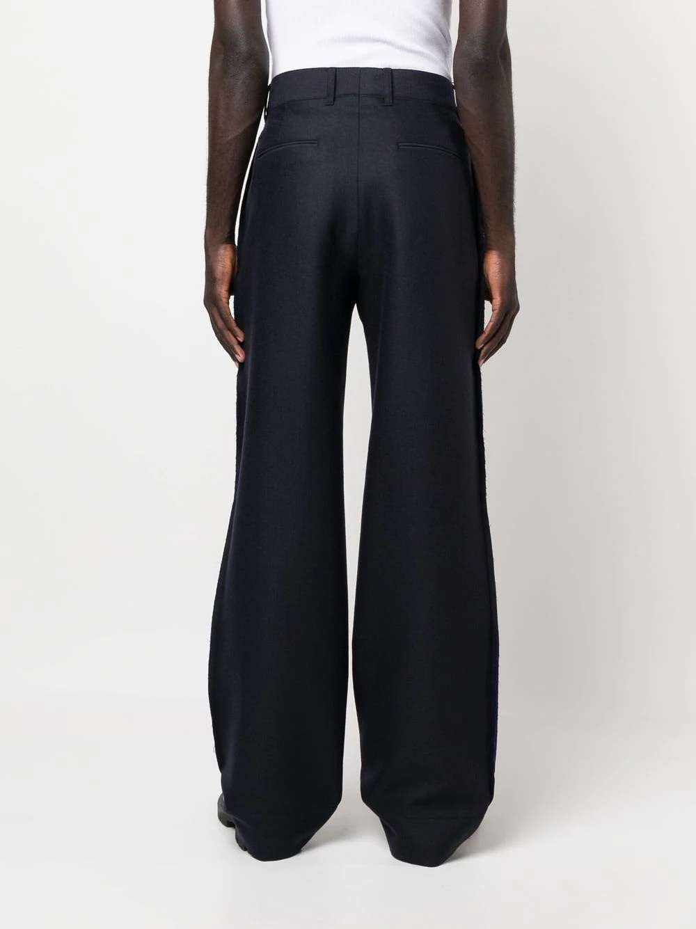 tailored-cut wide-leg trousers - 4