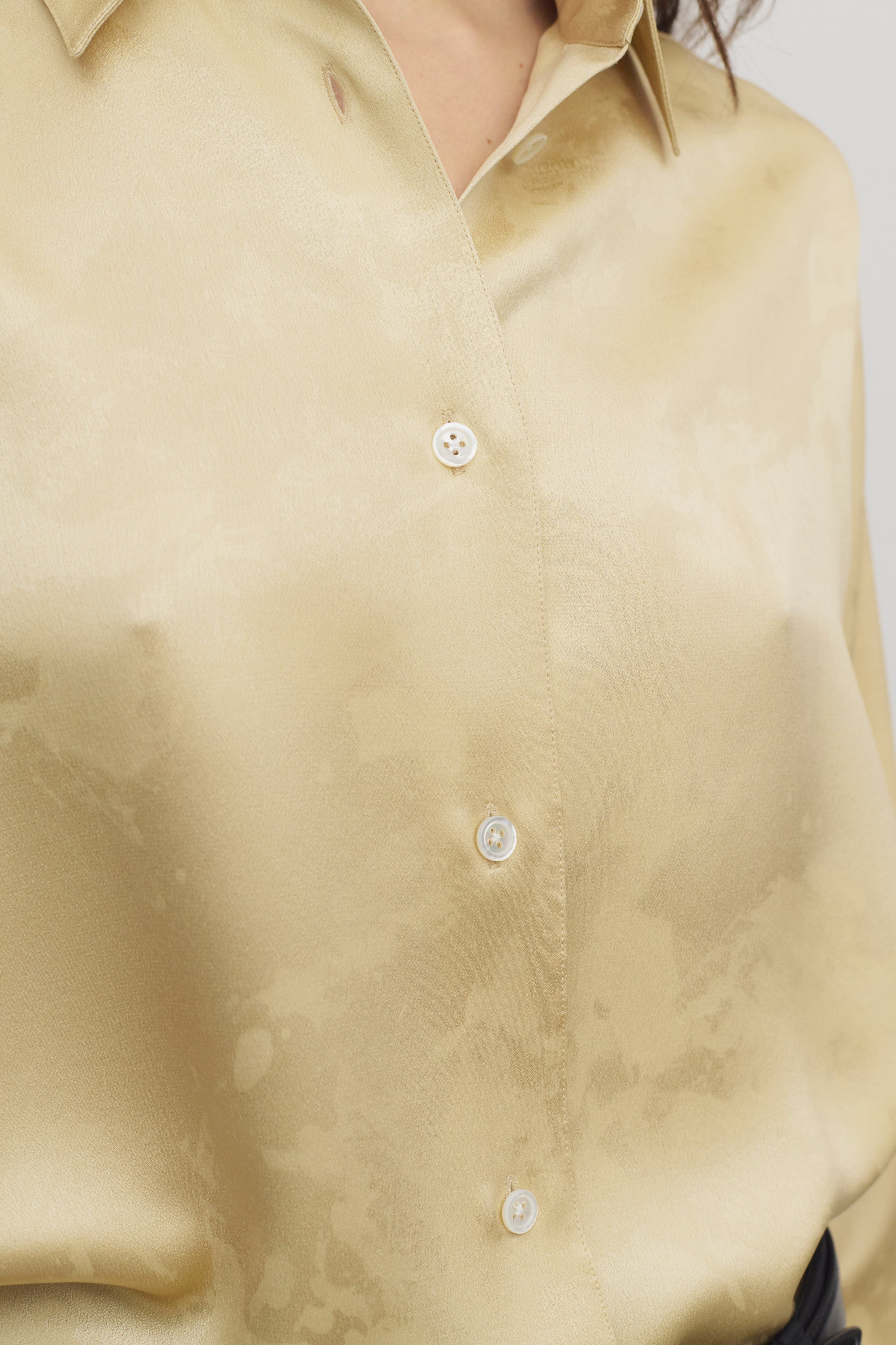 Takara Shirt in Silk - 6