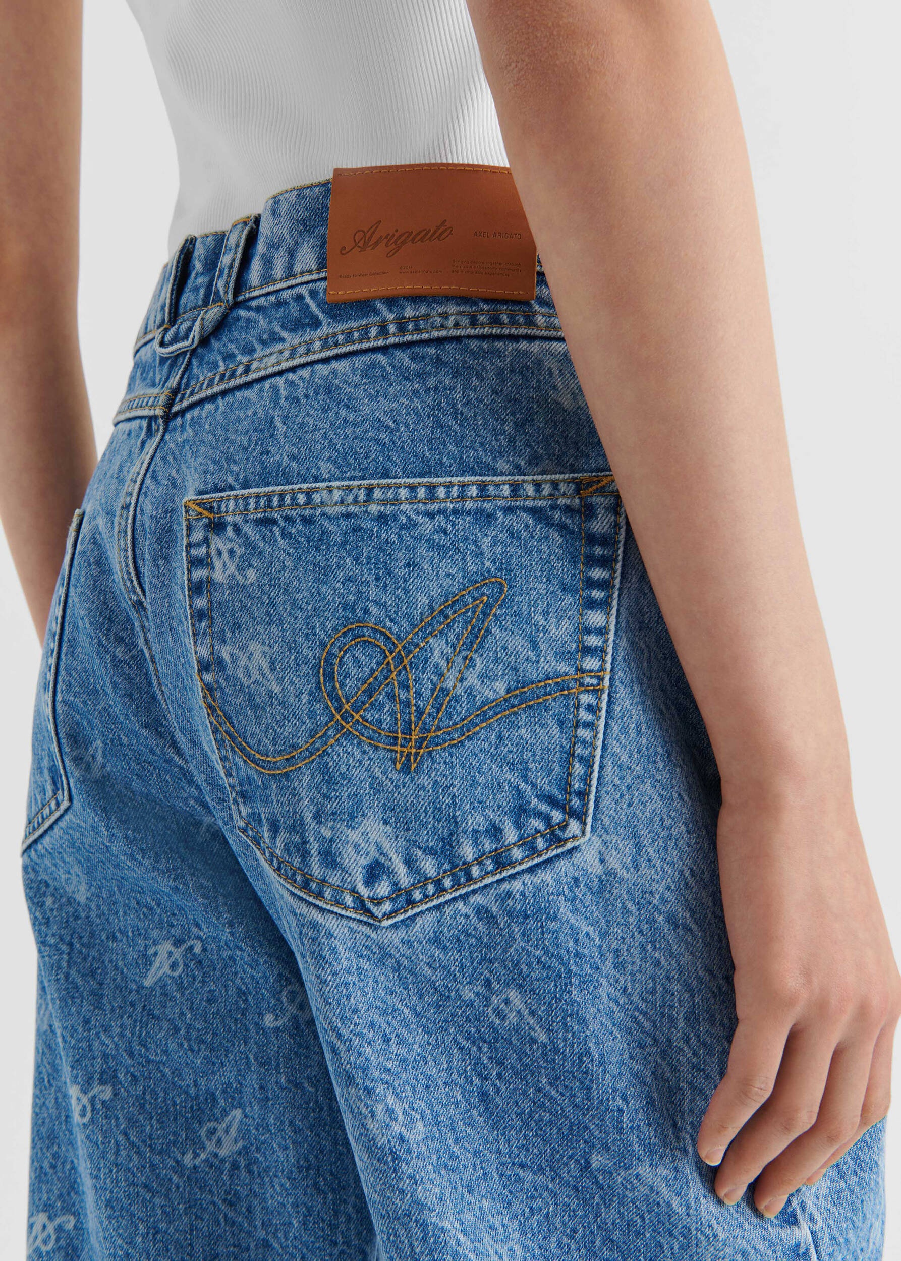 Faded Signature Sly Jeans - 7