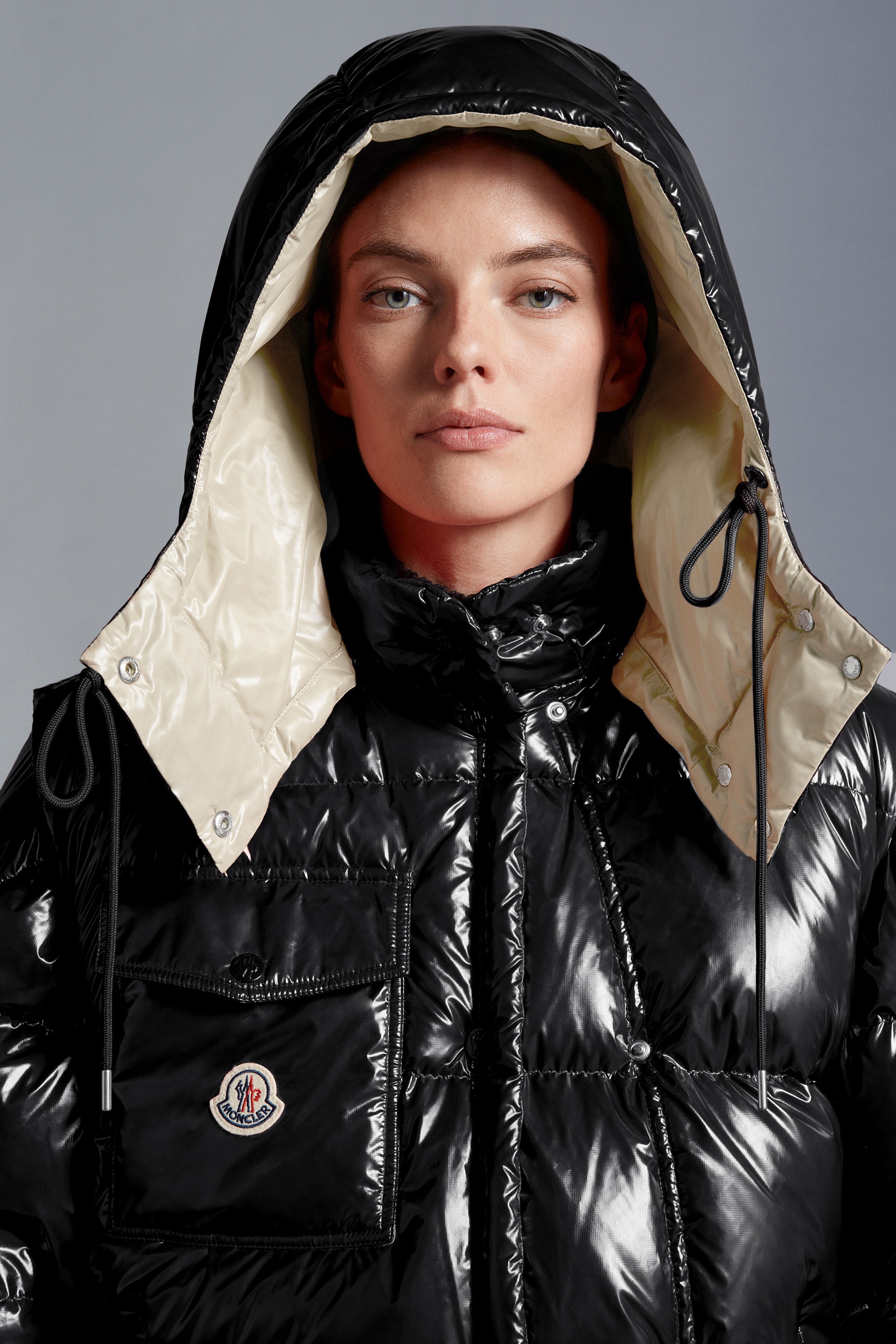 Moncler Karakorum Short Down Jacket Women - 4