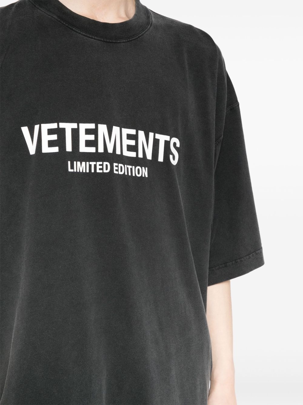 VETEMENTS VETEMENTS Logo Limited Edition T-shirt Washed