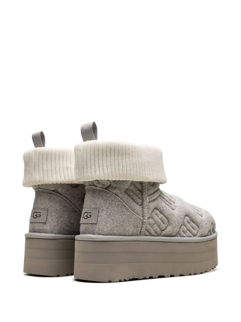 Classic boots 3