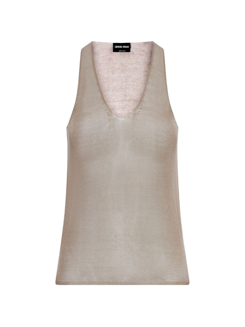 sleeveless top 1