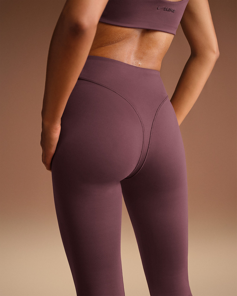 NikeSKIMS Matte Women's High-Waisted V-Panel Straight Leggings 3