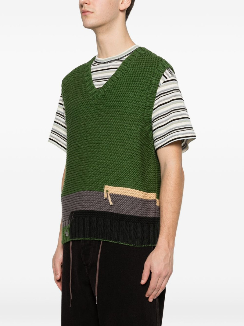 V-neck colour-block vest 3