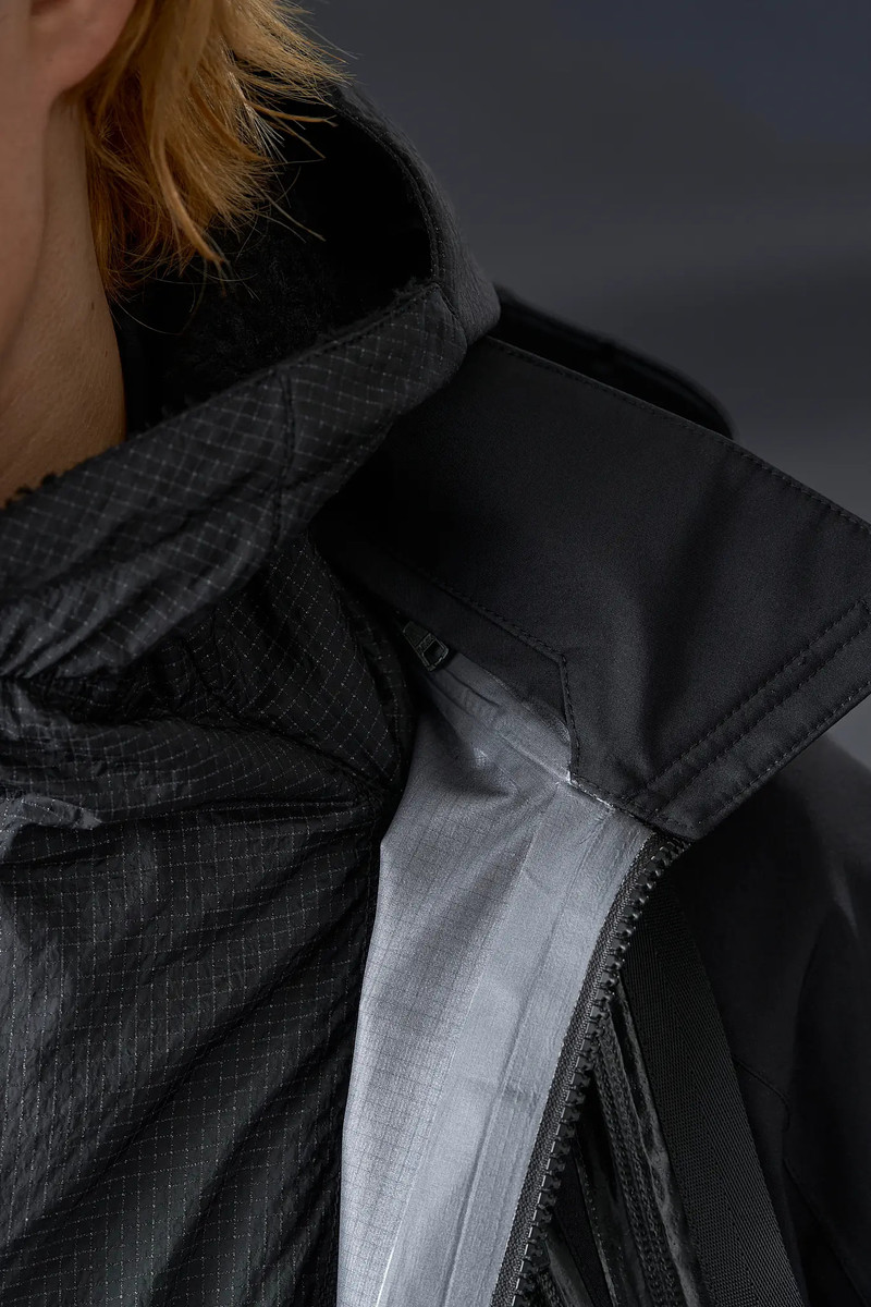 J88-CV Nylon / UHMW Polyethylene Polartec® Alpha® Modular Liner Jacket 30