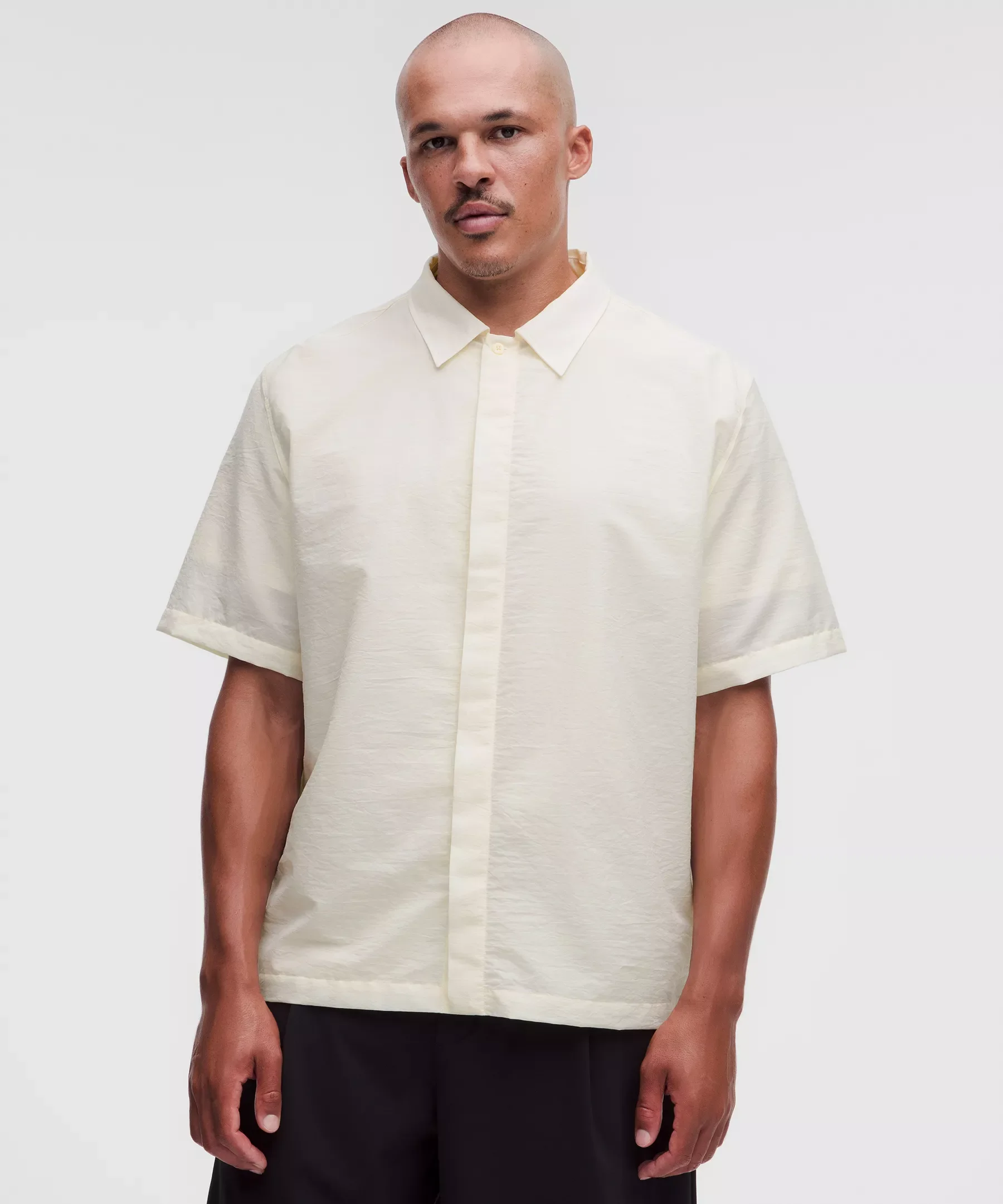 Ultralight WovenAir Short-Sleeve Collared Shirt - 1