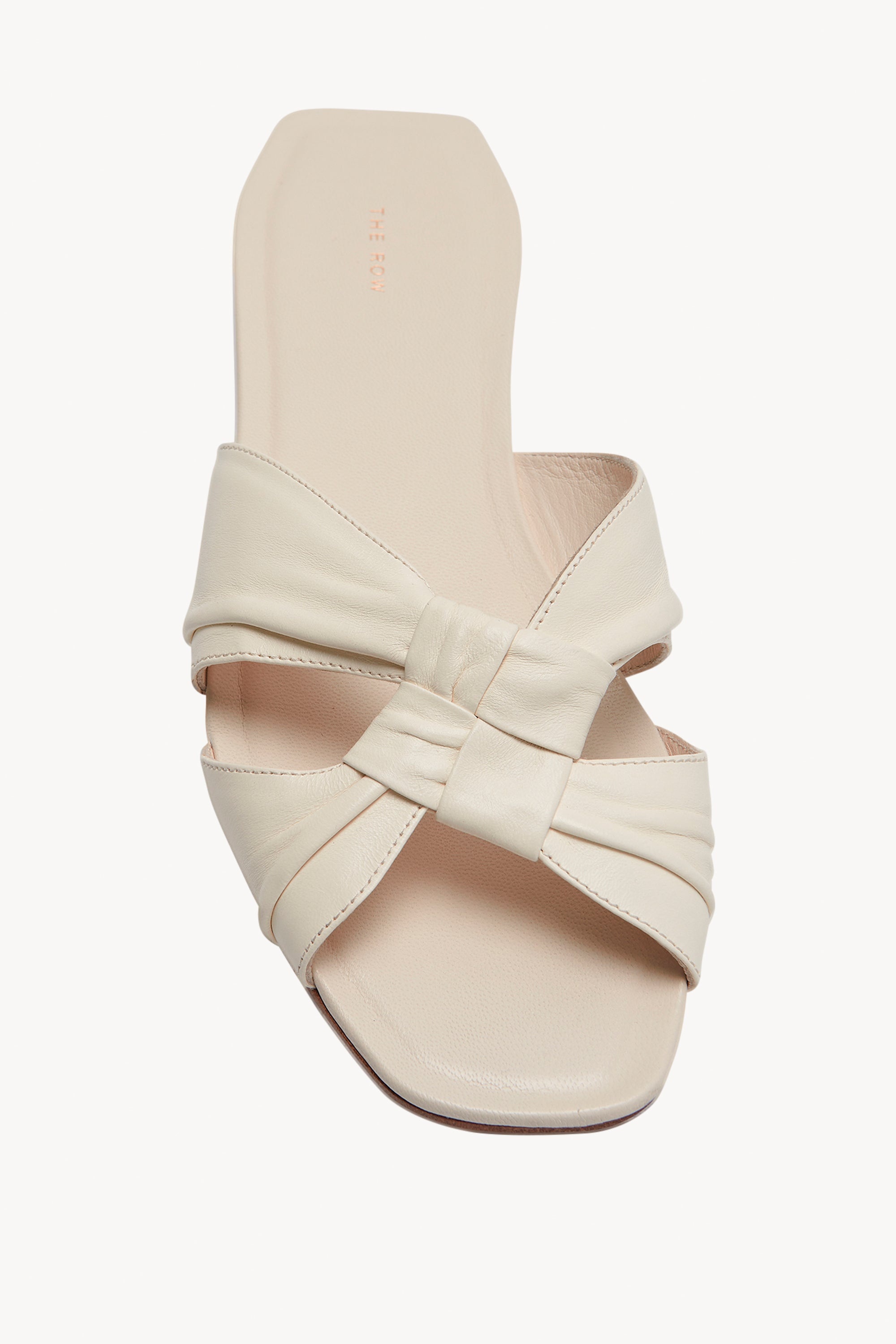 The Row◆レザー製 Soft Knot Flat 10mm The Row Soft Knot Flat in Leather | REVERSIBLE
