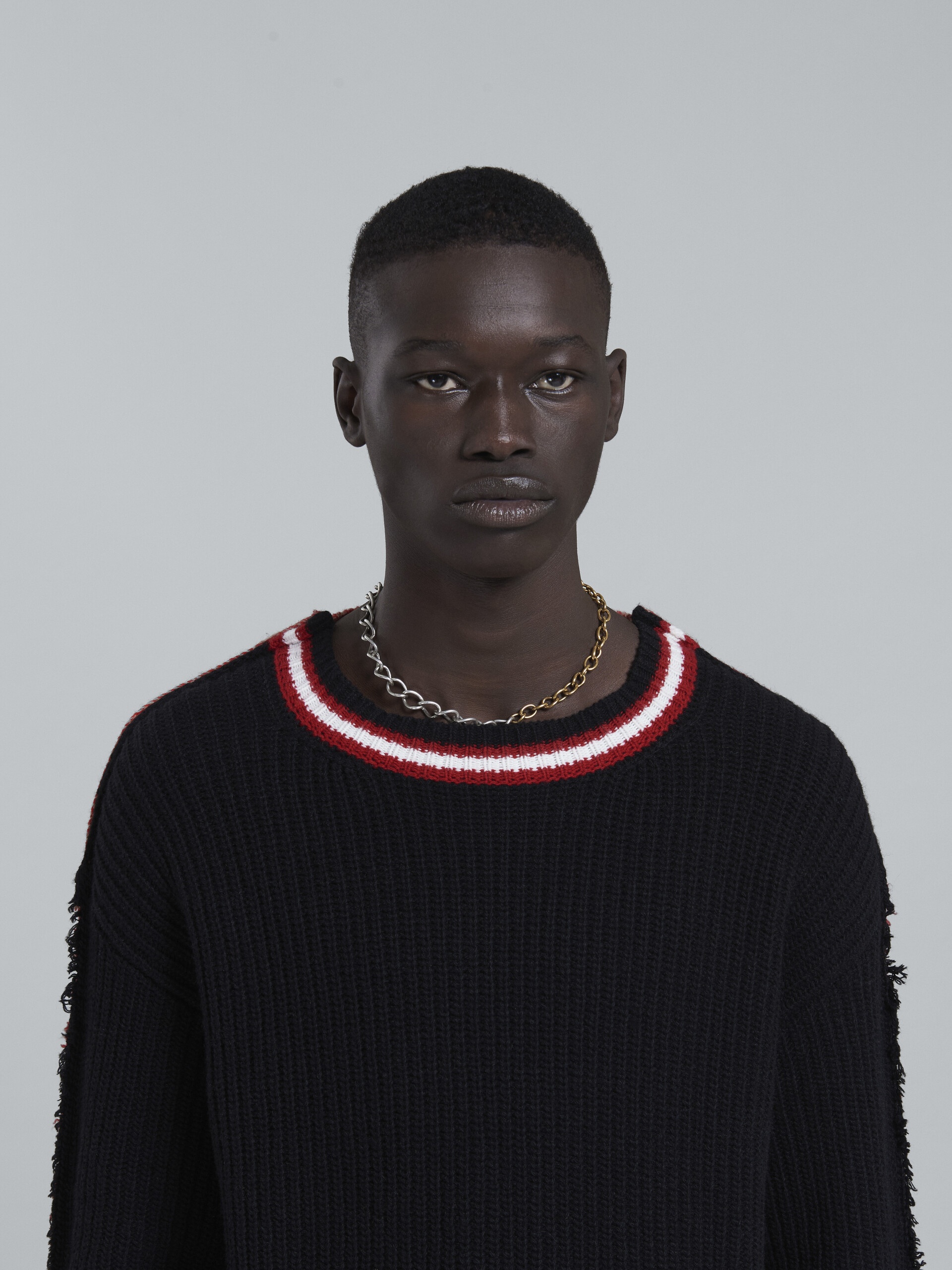 BLACK KNITTED CREWNECK SWEATER - 4