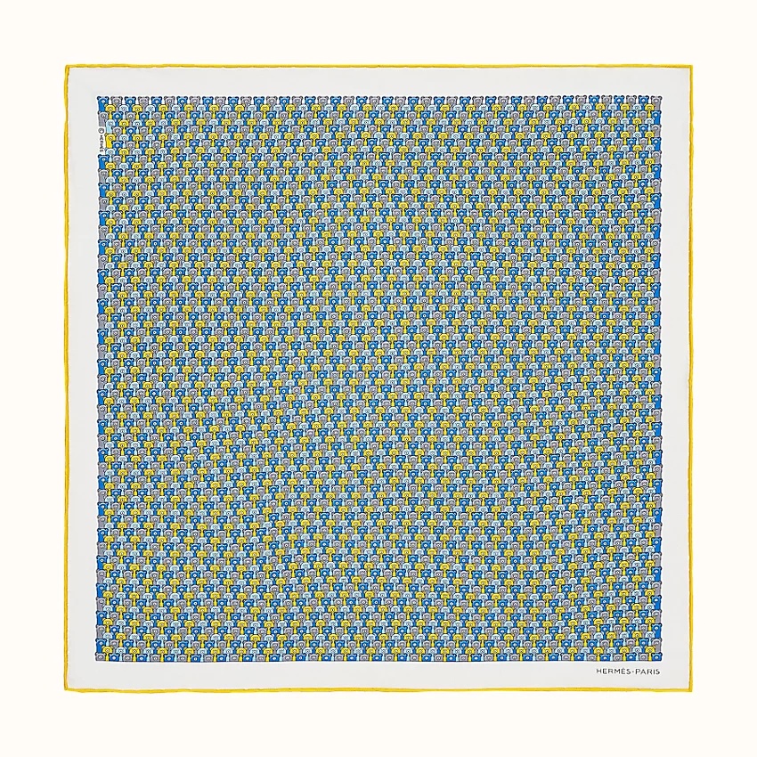 Ours au Cinema pocket square 45 - 1