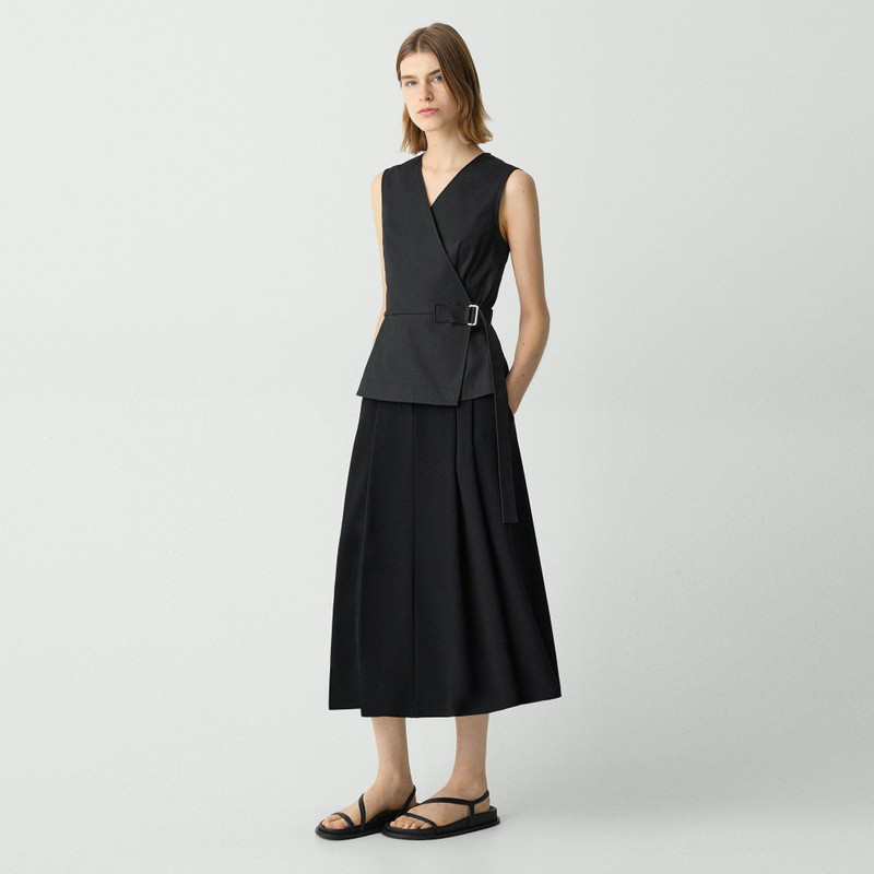 Theory Sleeveless Wrap Top in Cotton Chino outlook