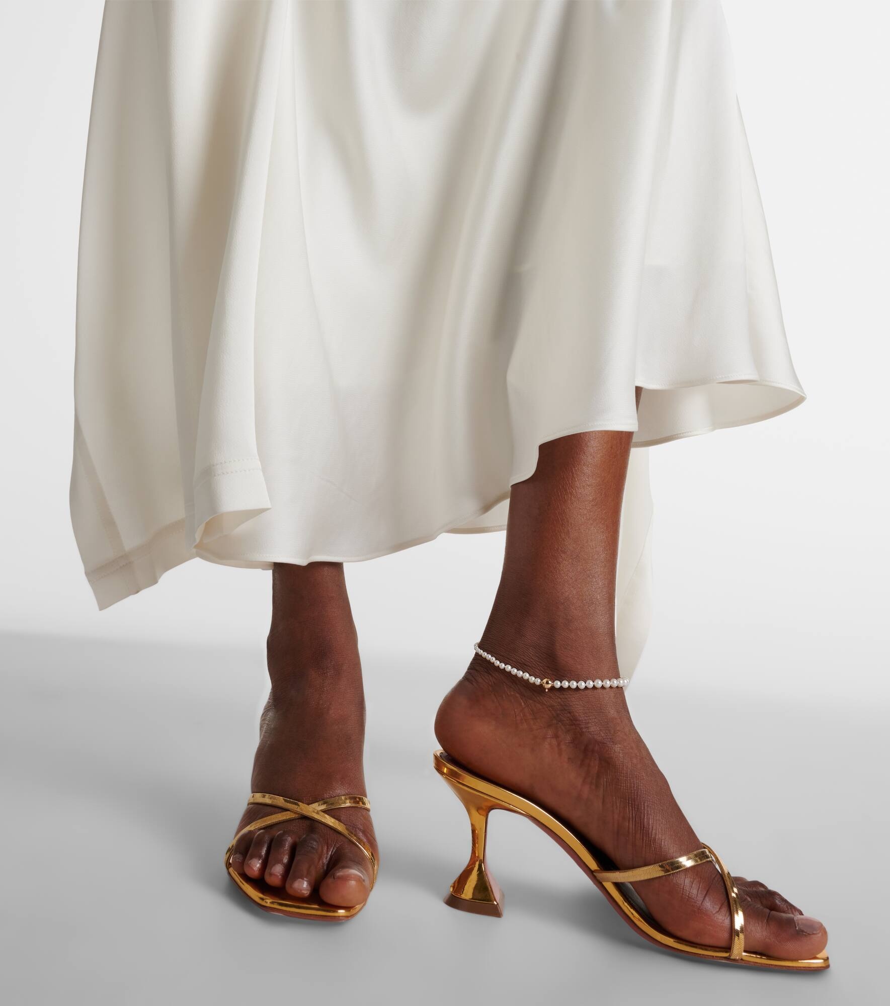 Peggy à Pied 14kt gold anklet with freshwater pearls - 3