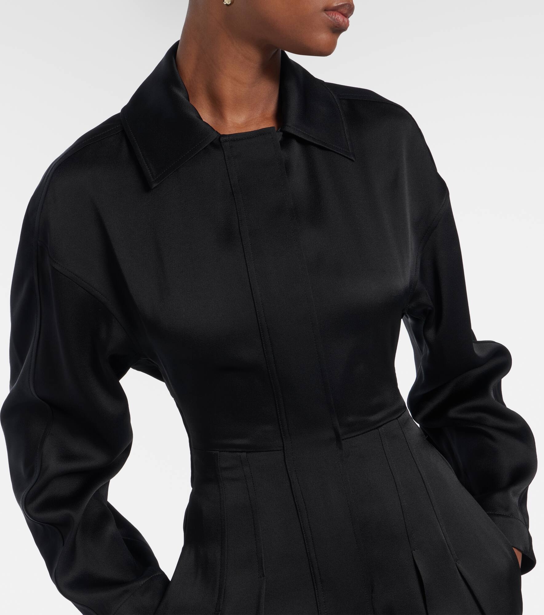 Belted jumpsuit - 4