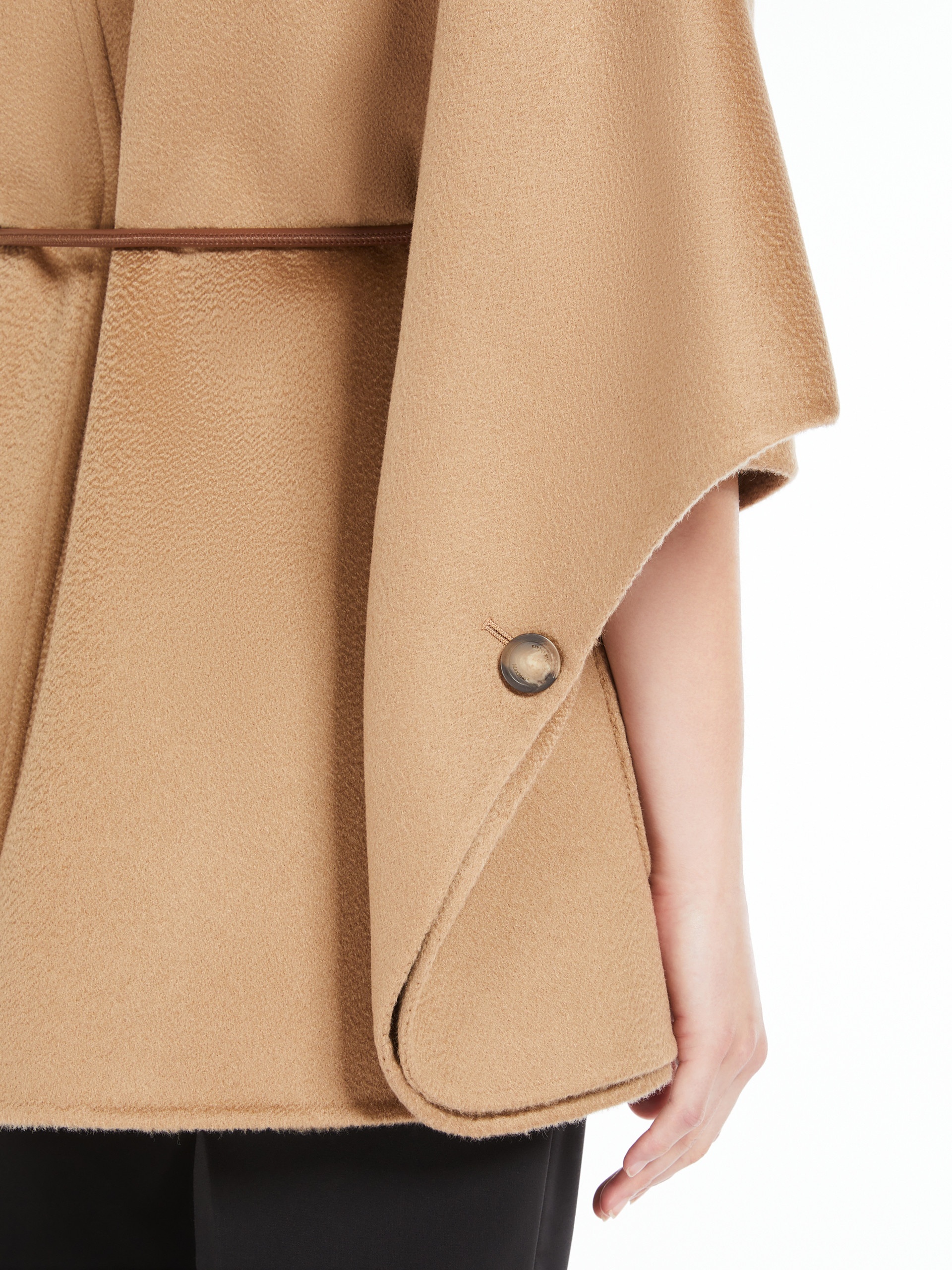 ZEBIO Cashmere cape - 5
