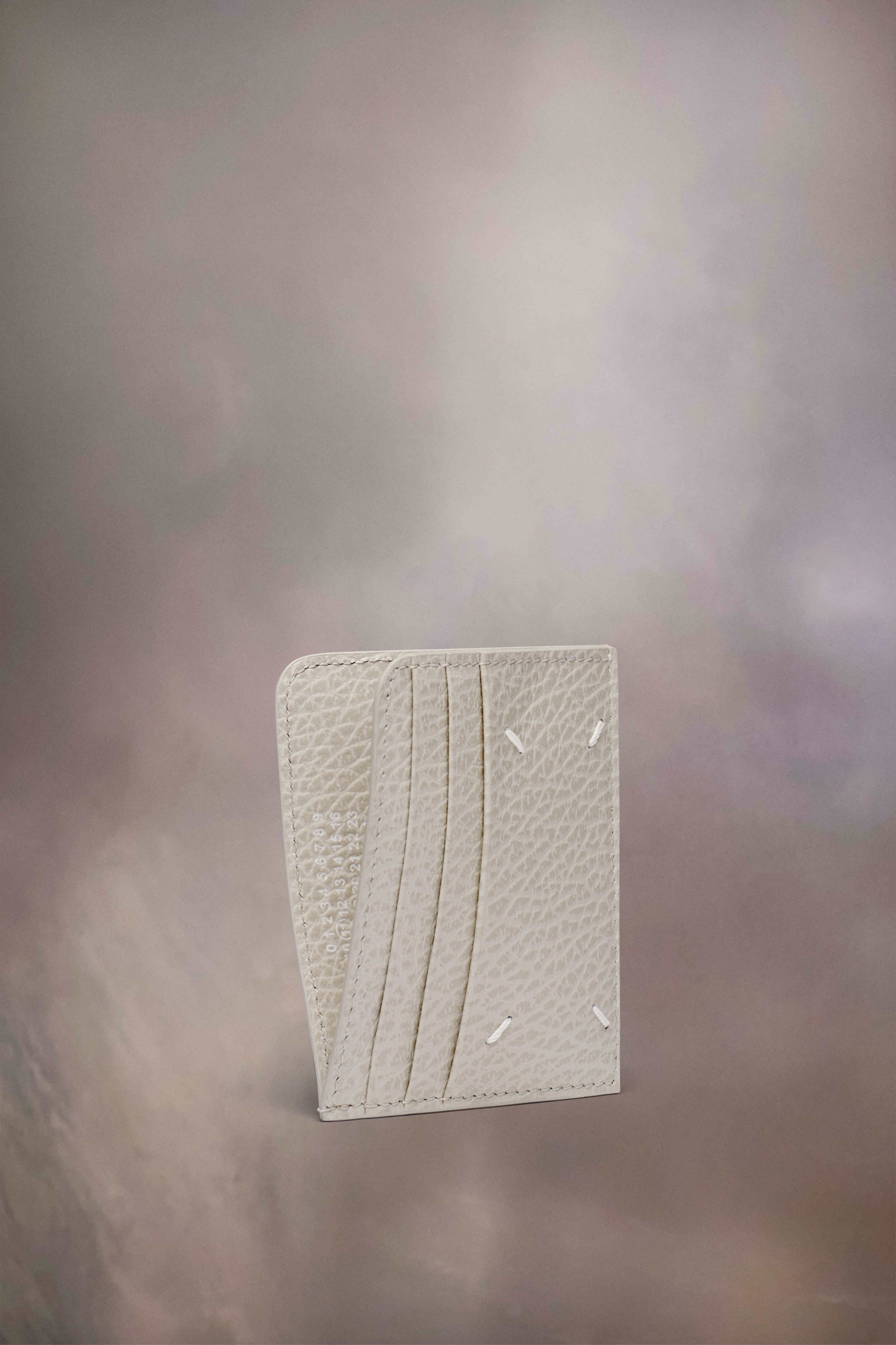 Four stitches card holder - 2