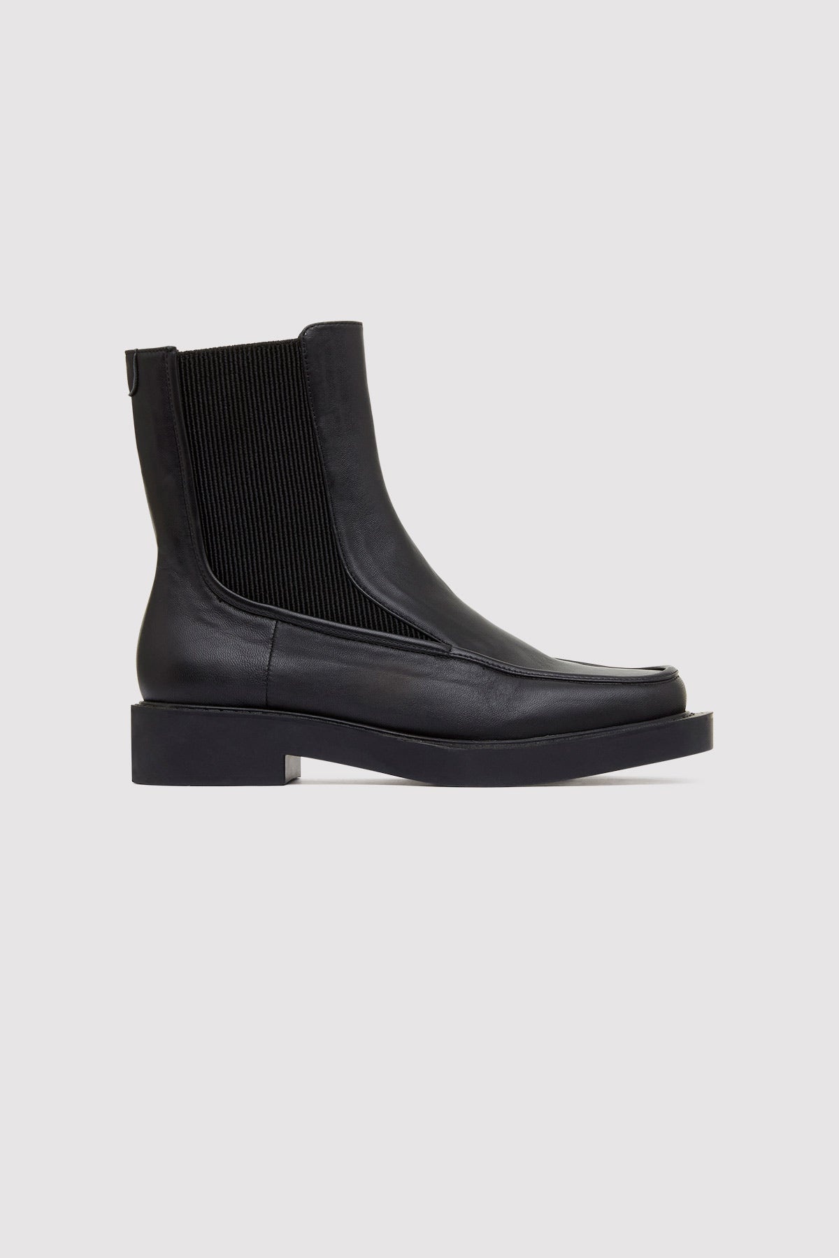 Square Boot - Black - 4