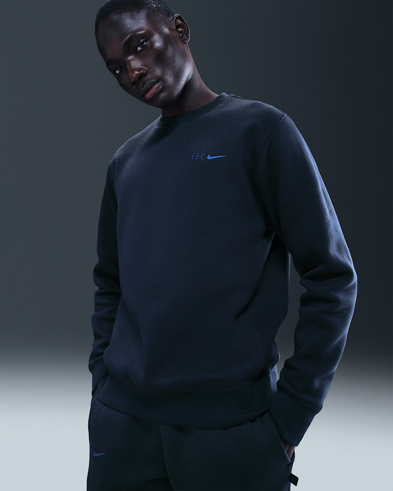 Chelsea FC Club Men's Nike Soccer Crew-Neck 1
