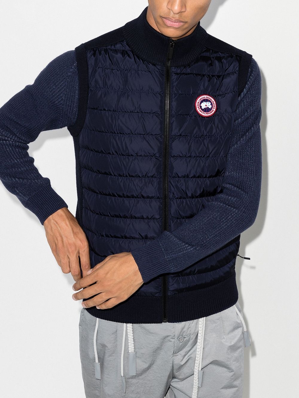 multi-fabric panel padded gilet - 2