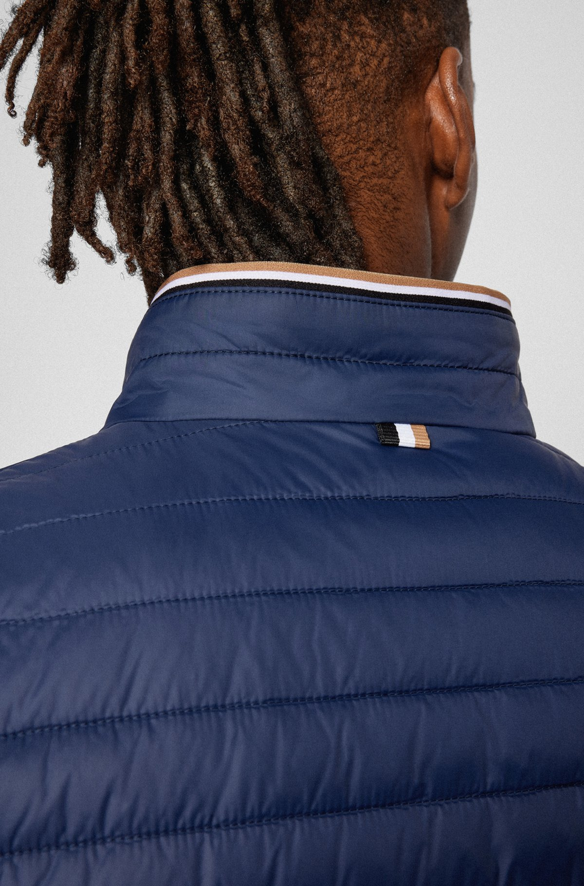 WATER-REPELLENT GILET WITH 3D-LOGO TAPE - 6