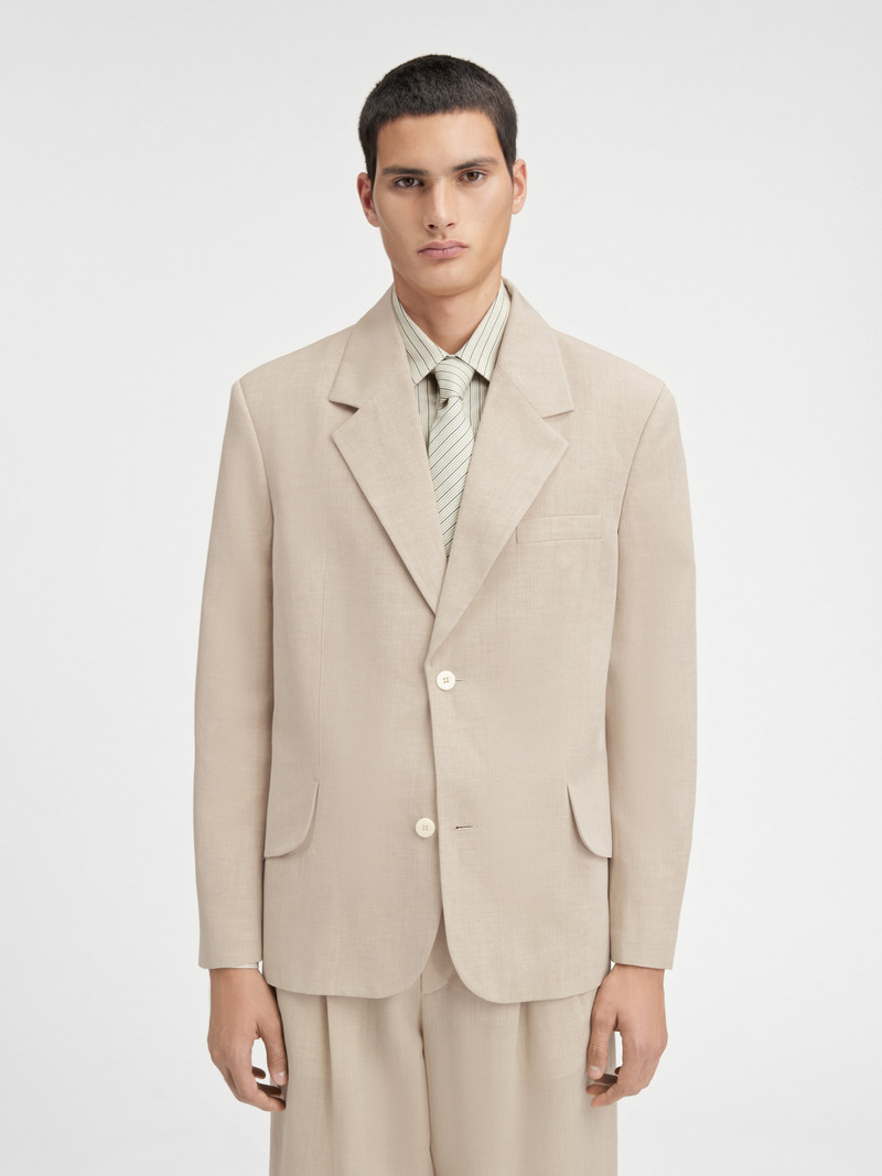 La veste Titolo 5