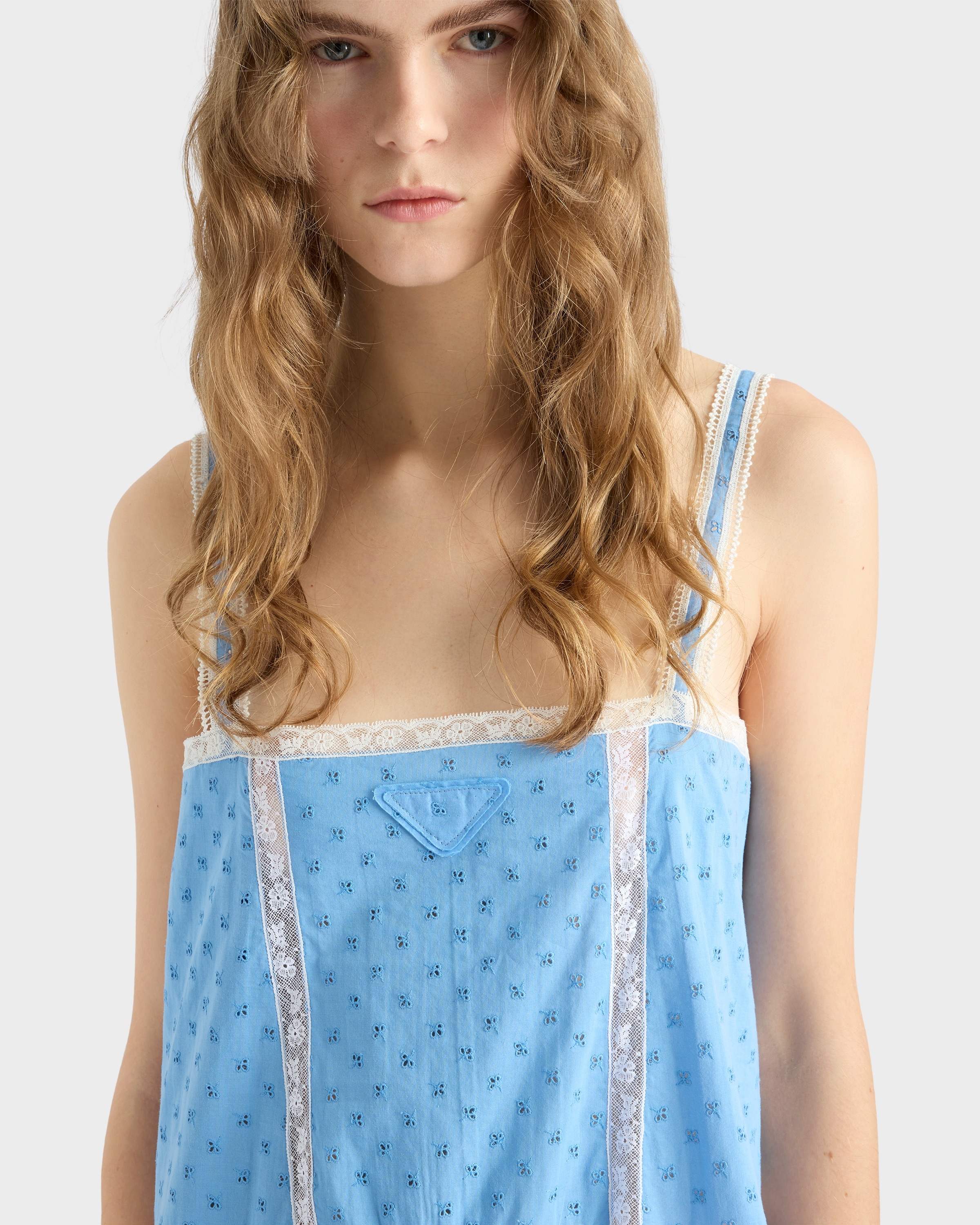 Eyelet lace mini-dress - 4