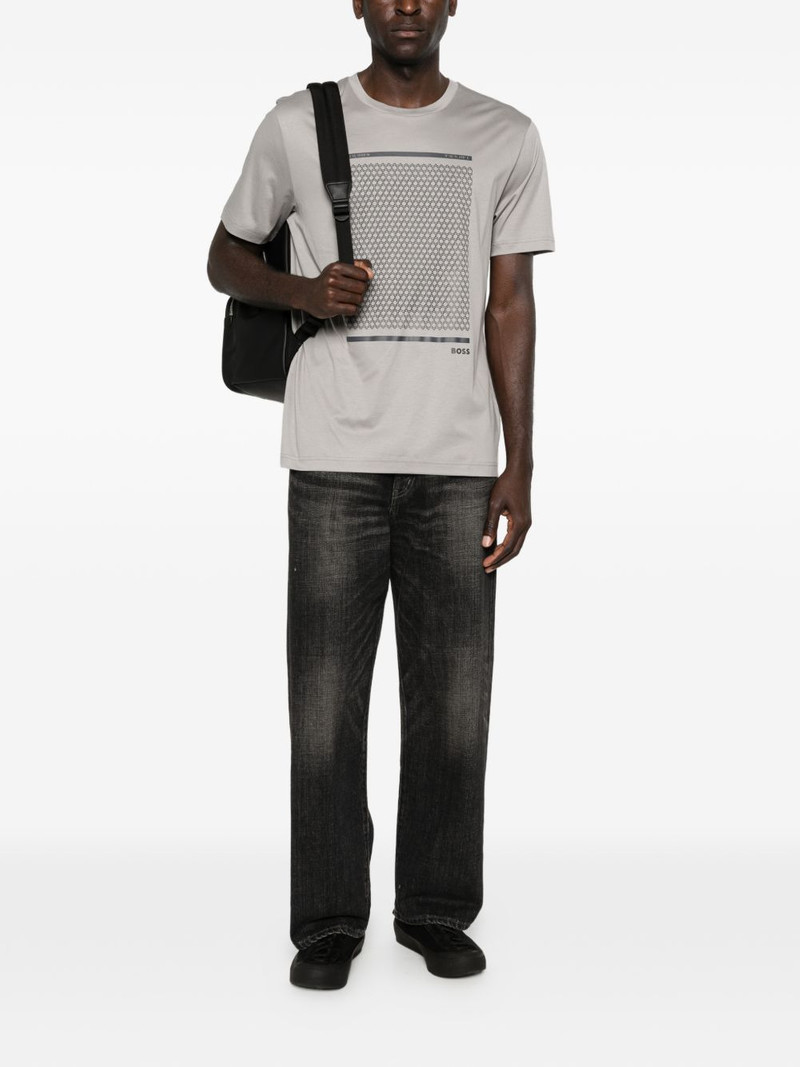 BOSS geometric-print T-shirt outlook