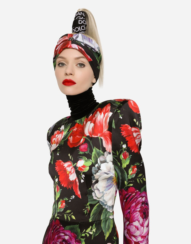 Short satin dress with floral print 4