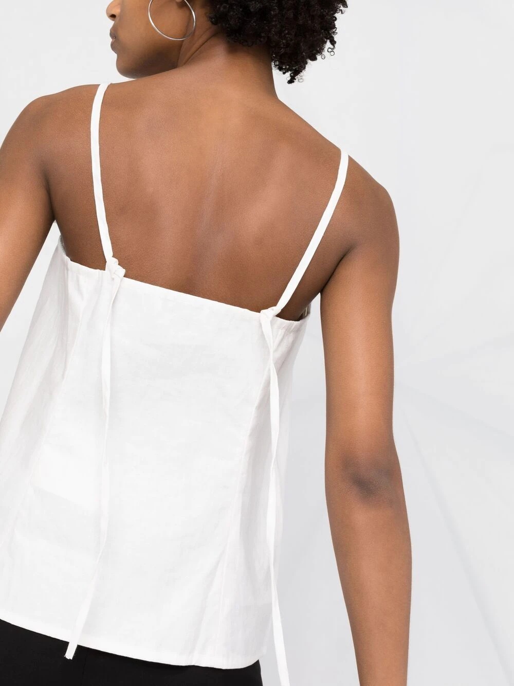 V-neck sleeveless tank top - 3