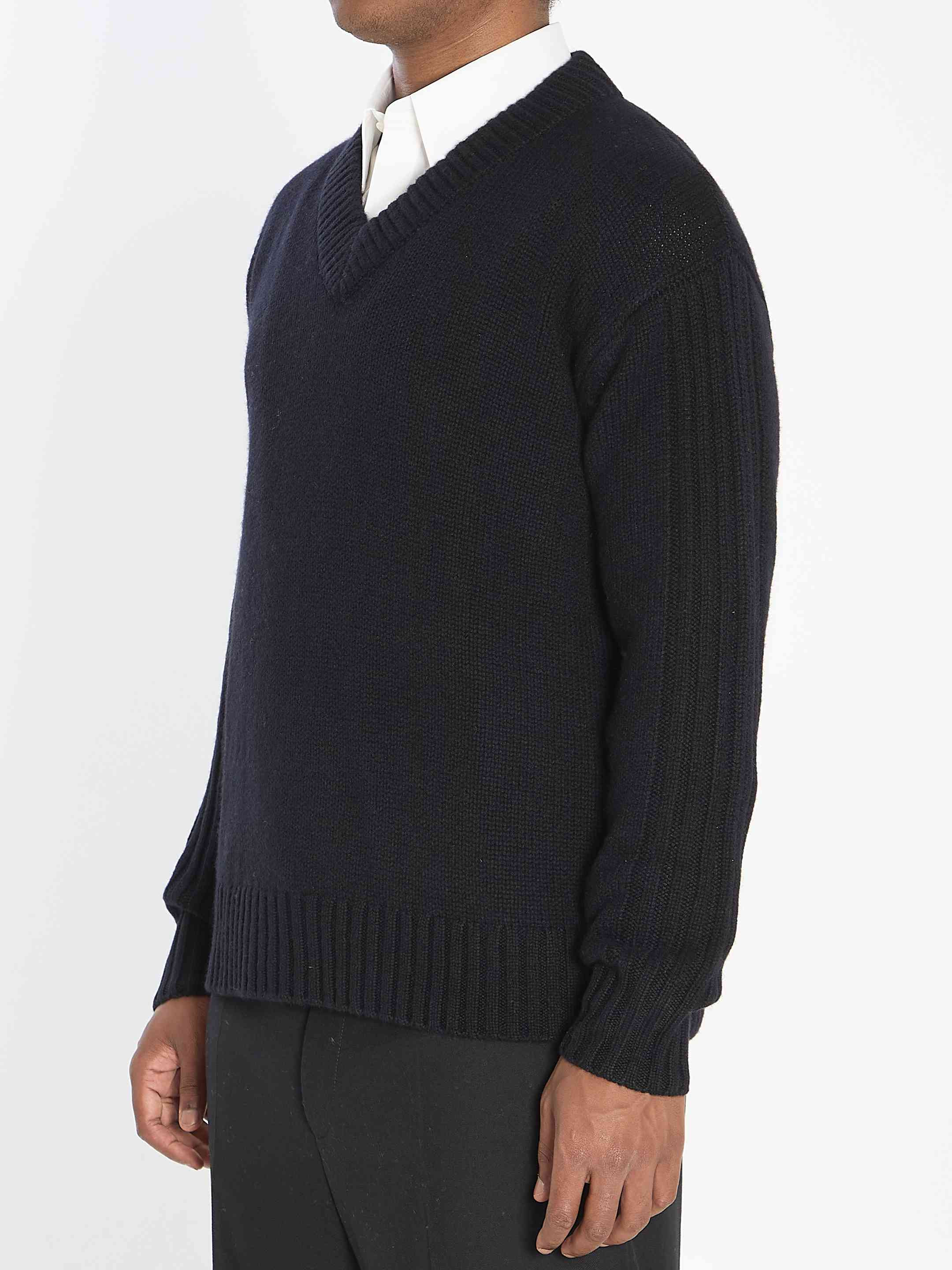 Lisa Yang Men Dan Sweater - 2