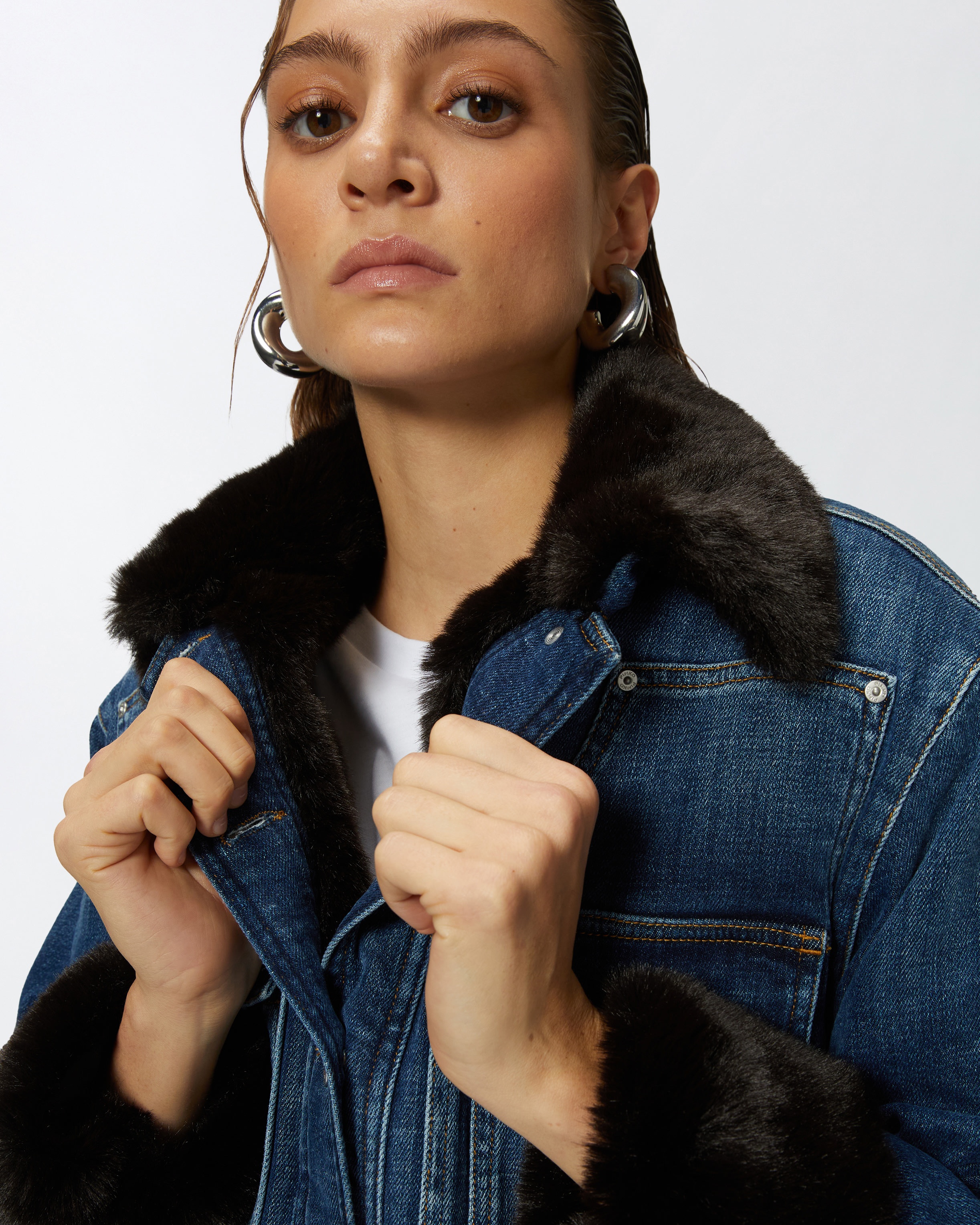 BLUE DENIM OVERSHIRT JACKET WITH FUR-EFFECT COLLAR - 5
