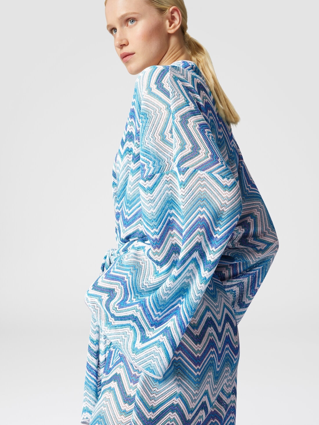 Short dressing gown cover-up in chevron crochet with lurex - 5