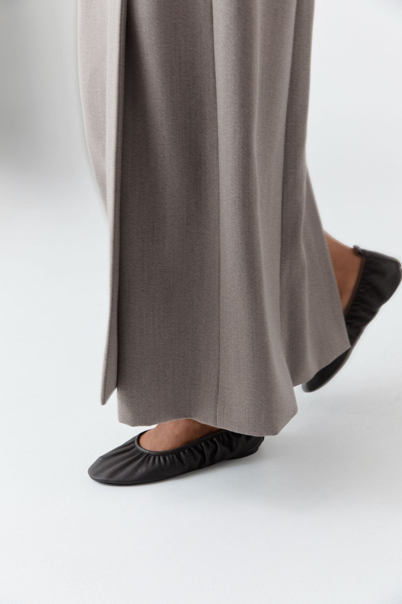 ST. AGNI Classic Ballet Flat - Coffee outlook