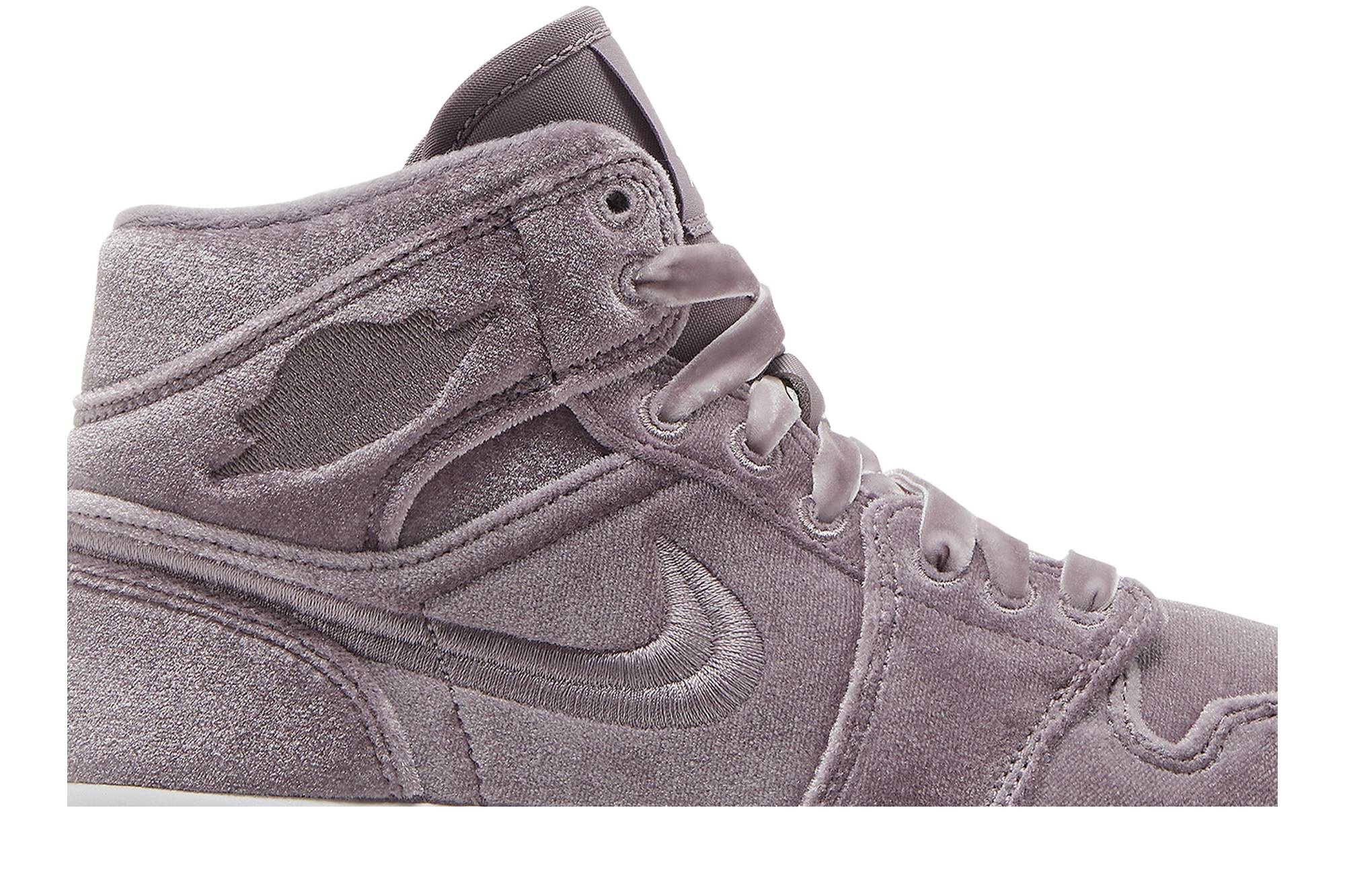 Wmns Air Jordan 1 Mid 'Purple Velvet' - 2