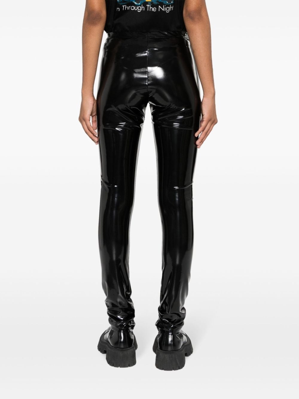 elasticated-waist vinyl trousers - 7