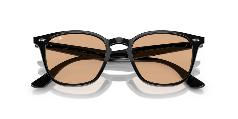 Ray-Ban RB4258 세척된 렌즈 outlook