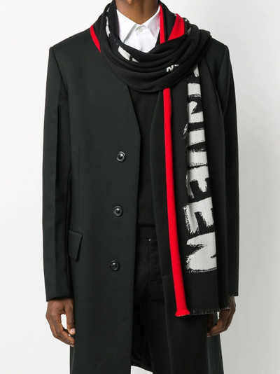 Alexander McQueen intarsia-knit graffiti-logo scarf outlook