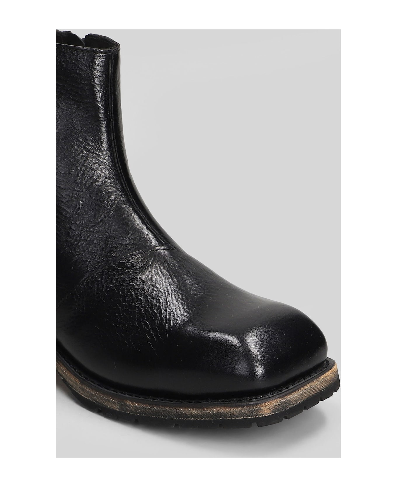 Engine Boot Ankle Boots In Black Leather - 5
