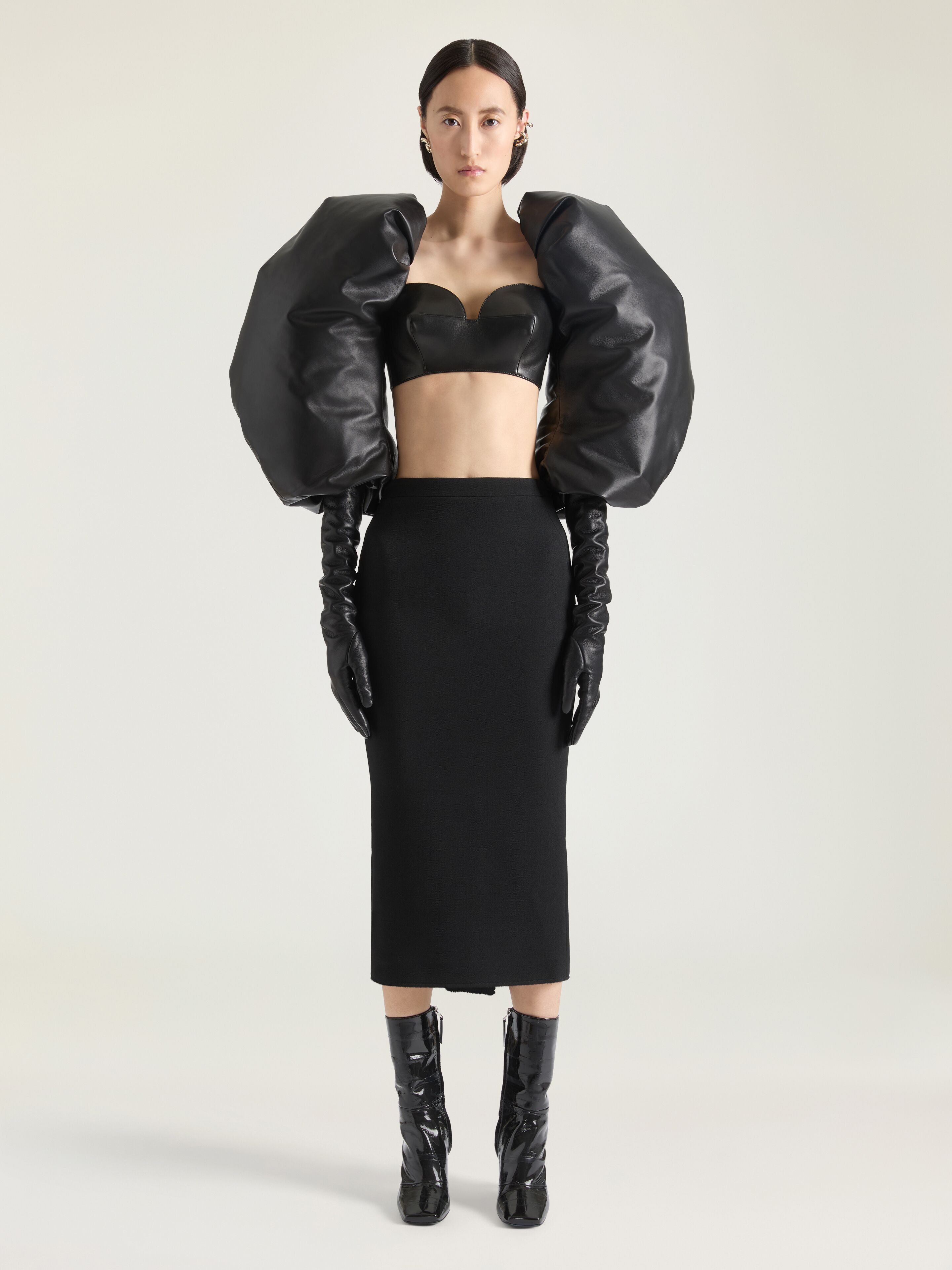 MIDI KICKBACK SKIRT IN WOOL - 2