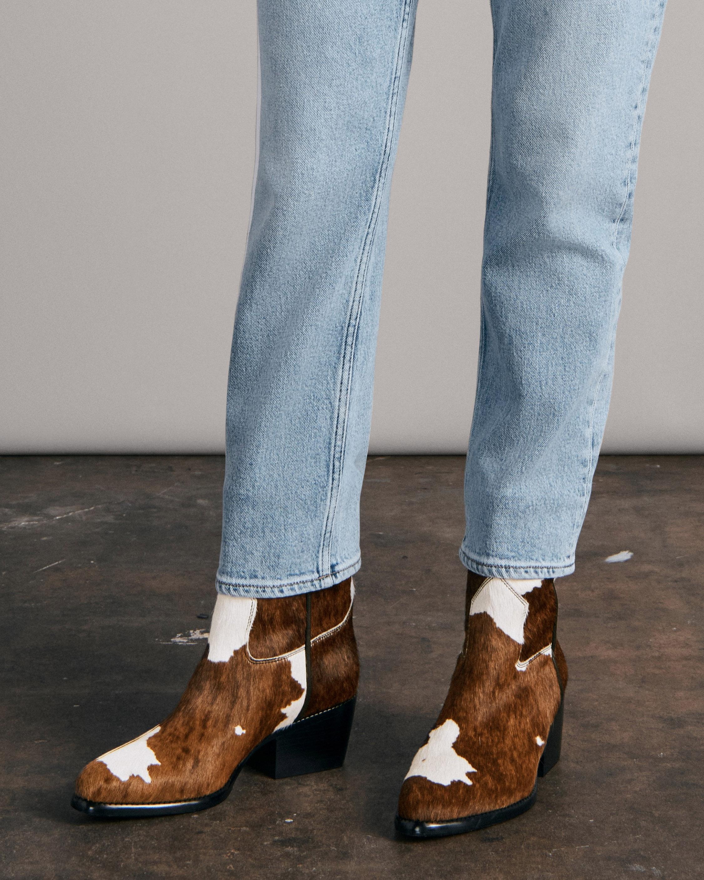 Clyde Boot - Calf Hair
Heeled Boot - 2