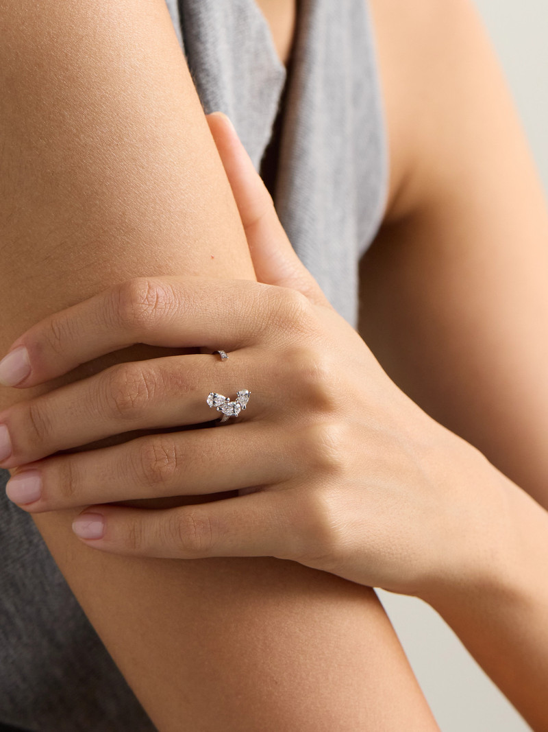 REPOSSI Serti Sur Vide 18-karat White Gold Diamond Ring outlook