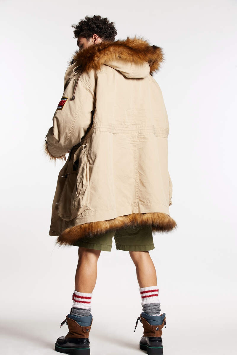 DSQUARED2 CANADIAN OVER PARKA outlook