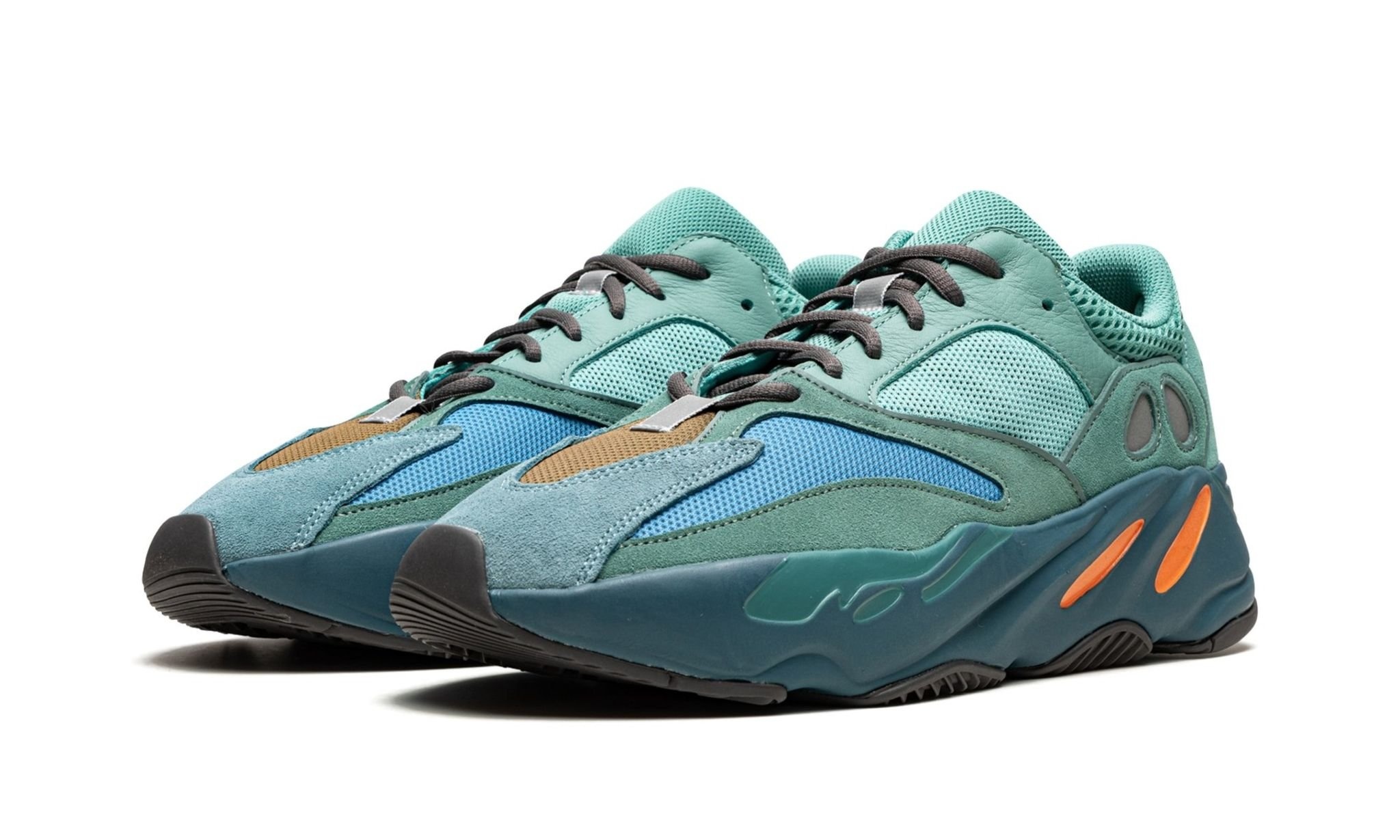 Yeezy Boost 700 "Faded Azure" - 2