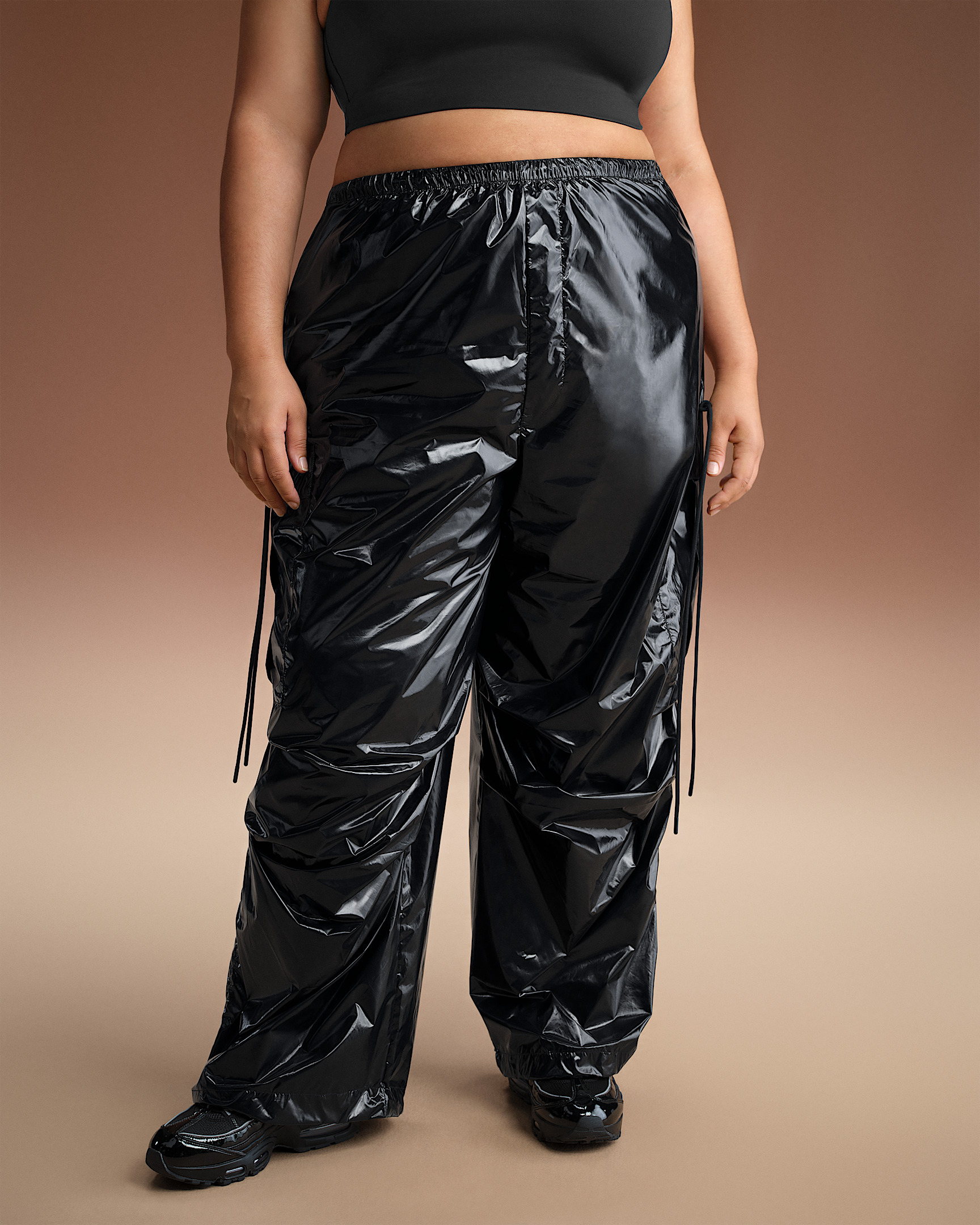 NikeSKIMS Shiny Nylon Women's Cargo Pants - 7