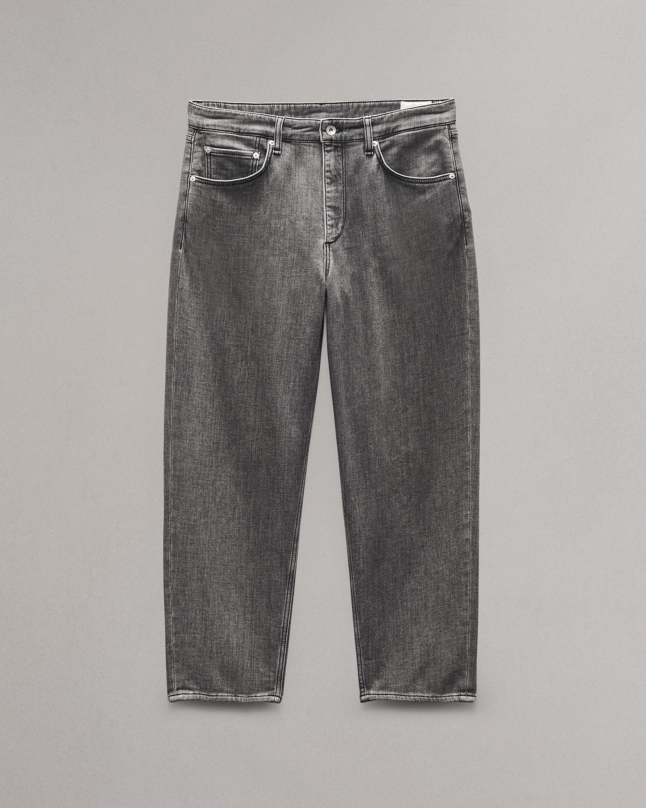 rbTAPER Fit Jean
rbSTRIDE Denim - 1