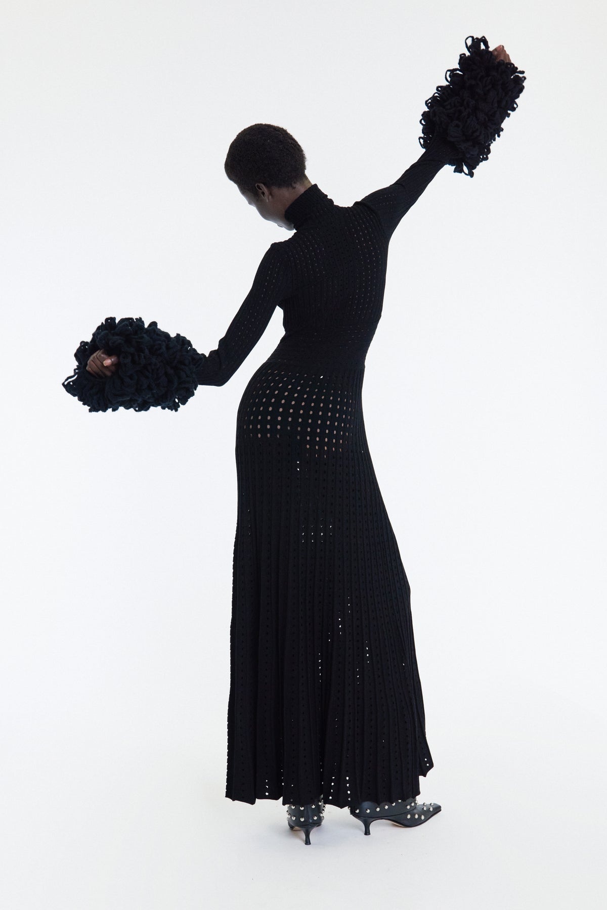 PERFORATED KNIT MAXI DRESS WITH THREADED CUFFS BLACK - 6