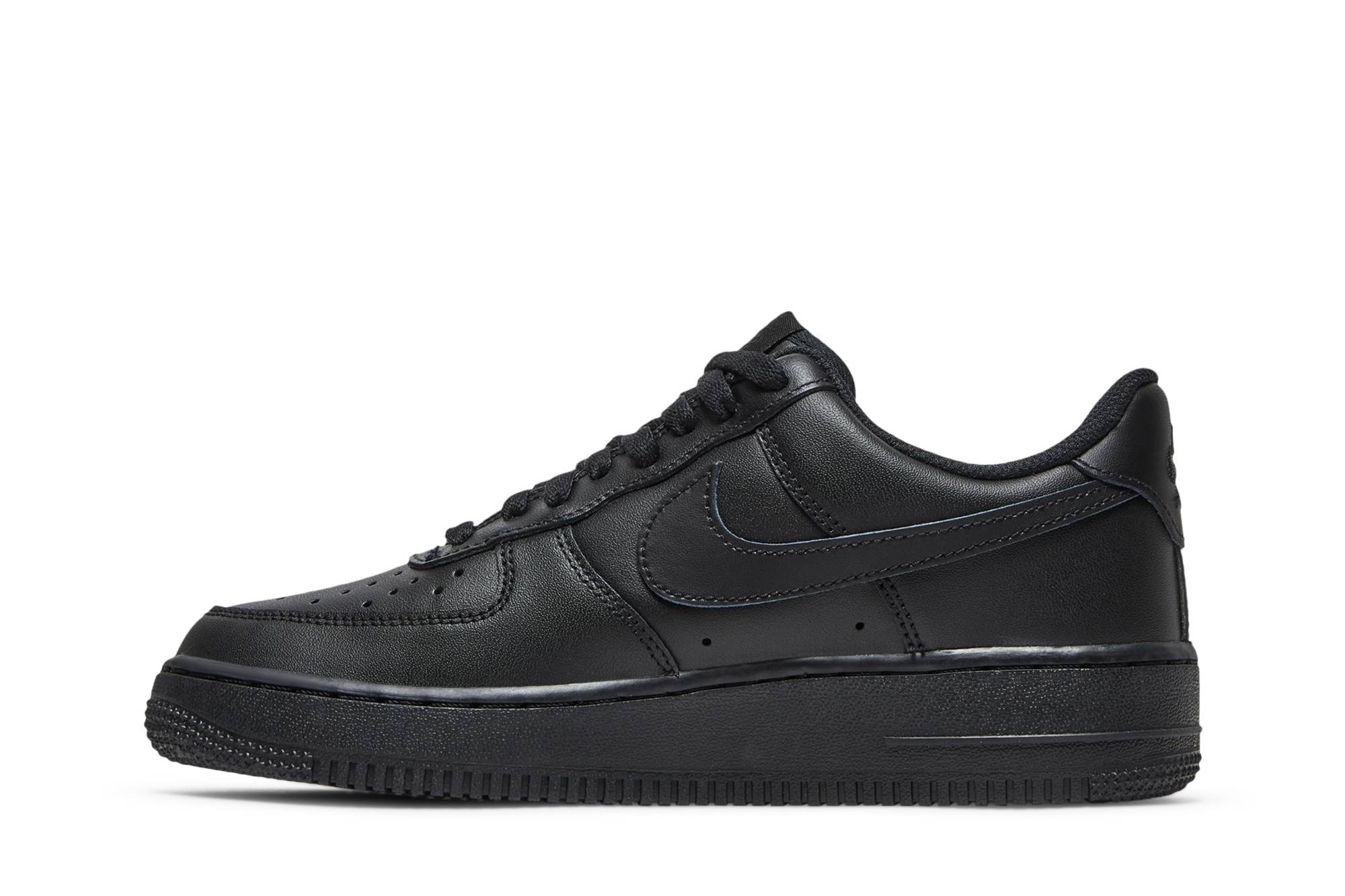 Wmns Air Force 1 '07 'Triple Black' - 3